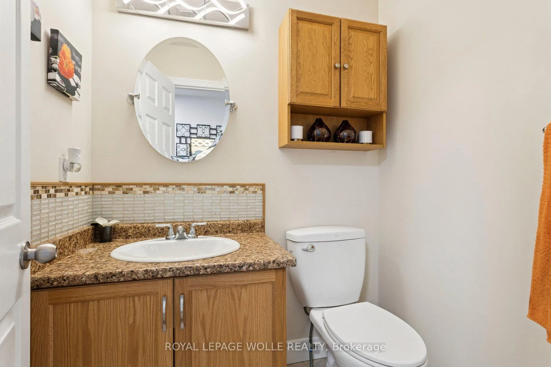 Photo 16 of 6 Heatherwood Place, Kitchener — HOMEH