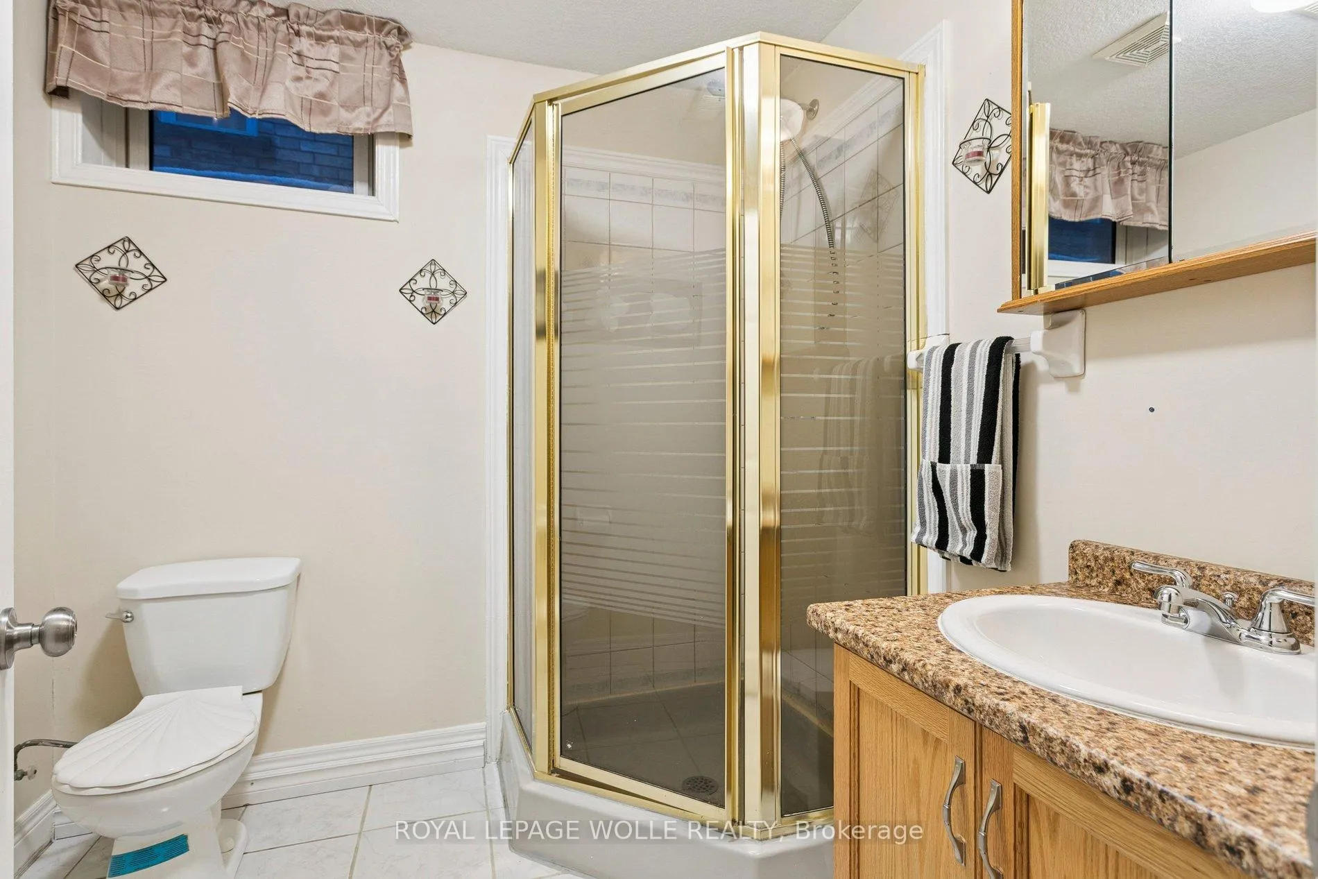 Photo 31 of 6 Heatherwood Place, Kitchener — HOMEH