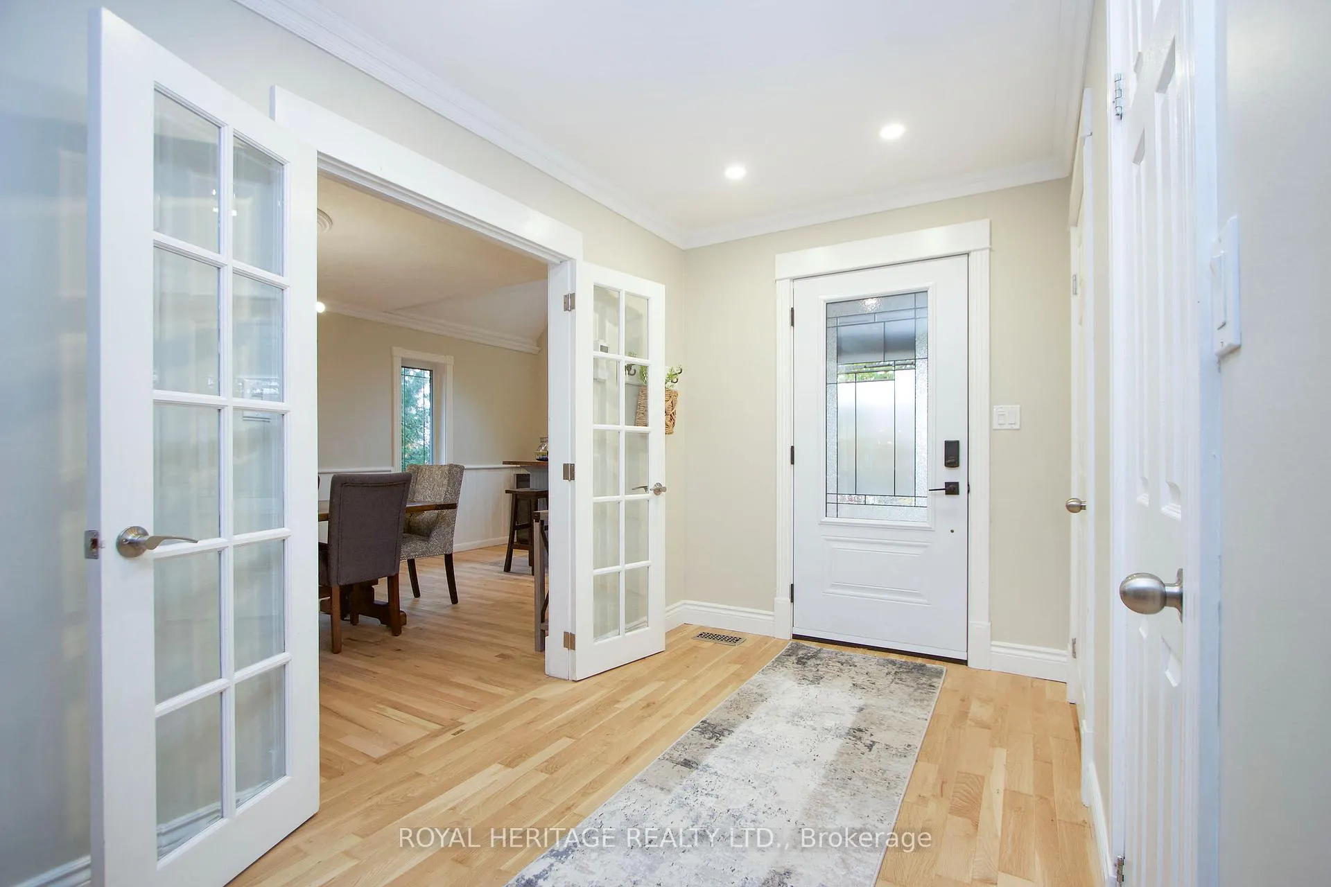 Photo 7 of 31 Ambleside Drive, Scugog, Rural Scugog — HOMEH