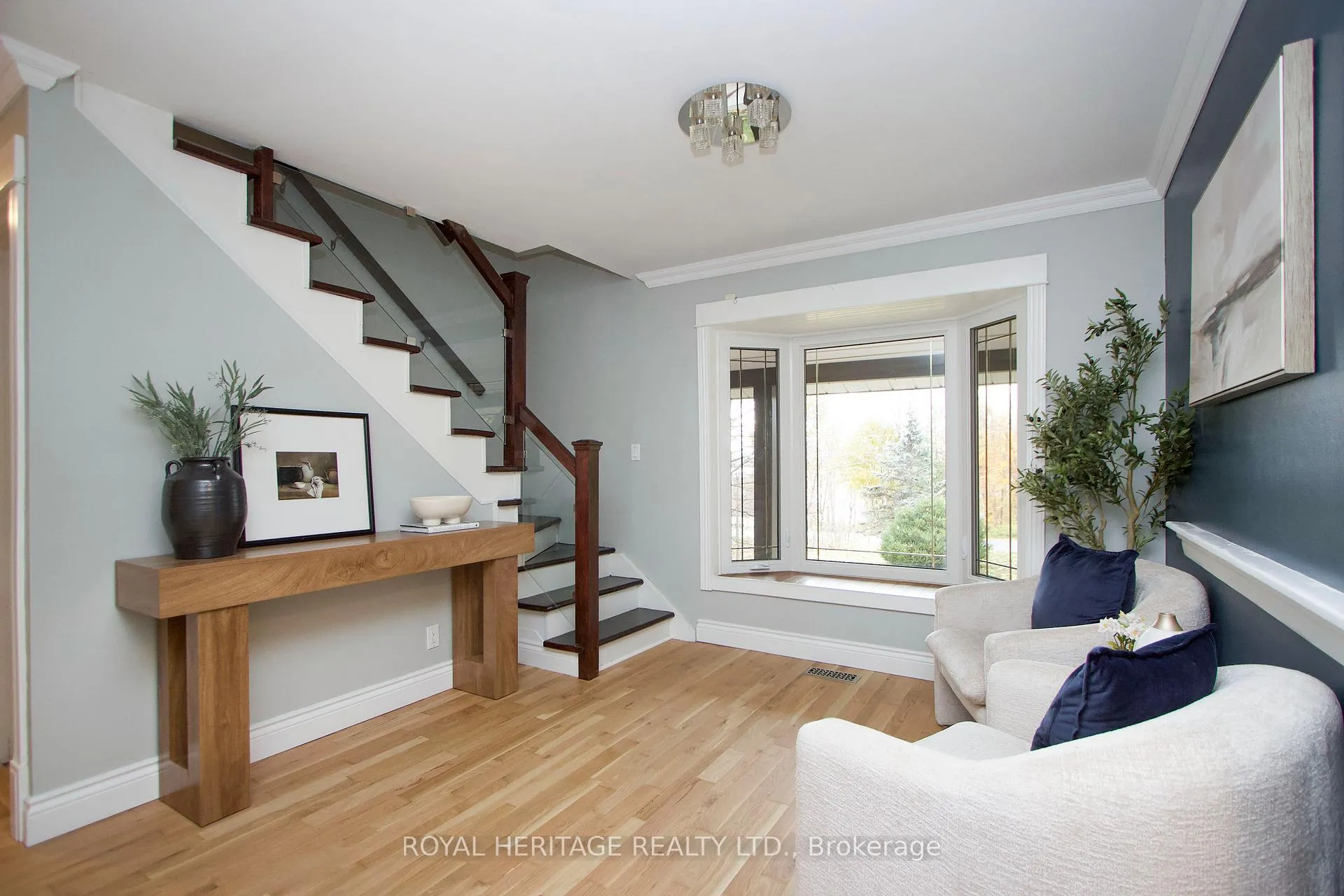 Photo 17 of 31 Ambleside Drive, Scugog, Rural Scugog — HOMEH