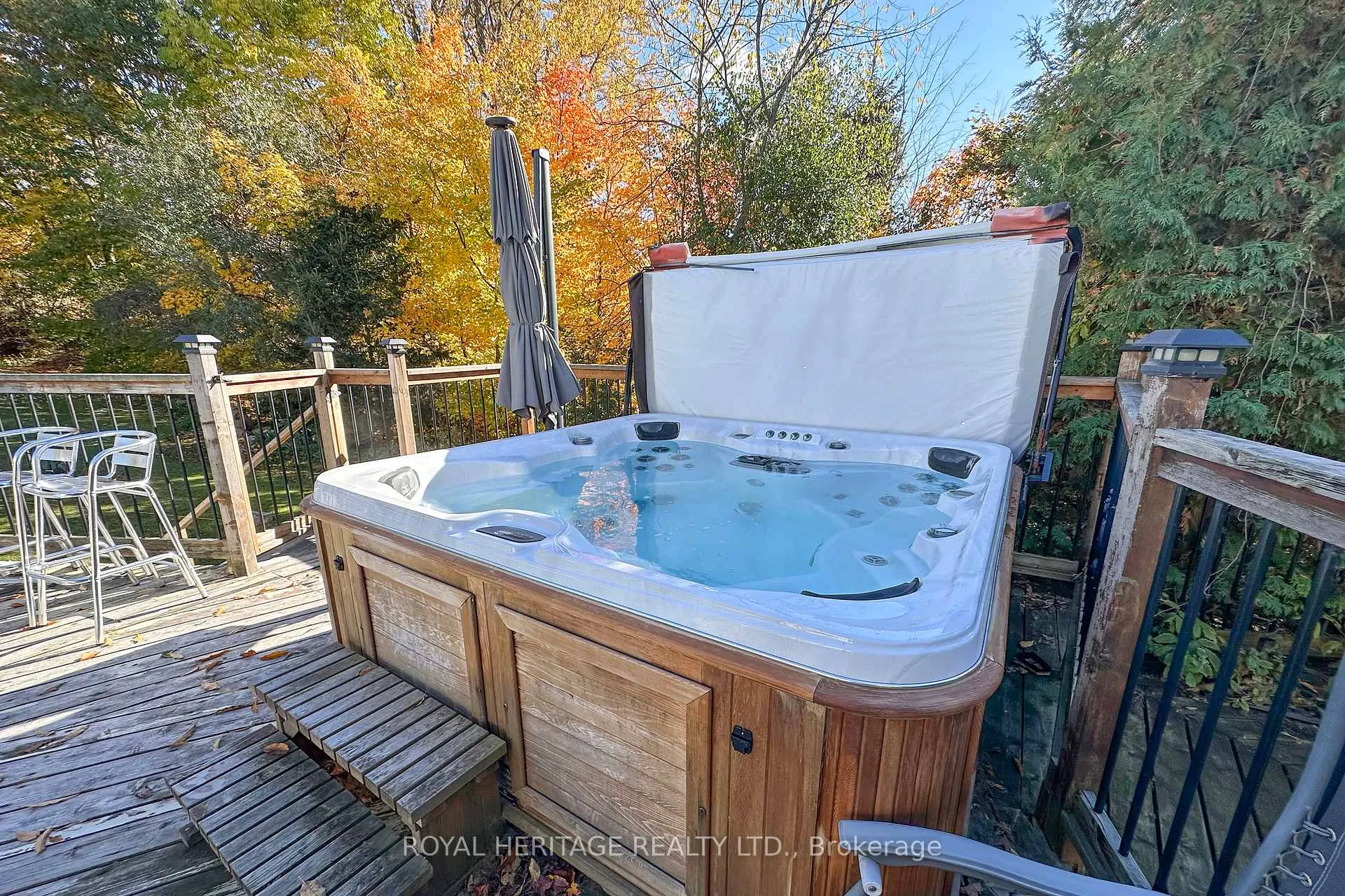 Photo 32 of 31 Ambleside Drive, Scugog, Rural Scugog — HOMEH
