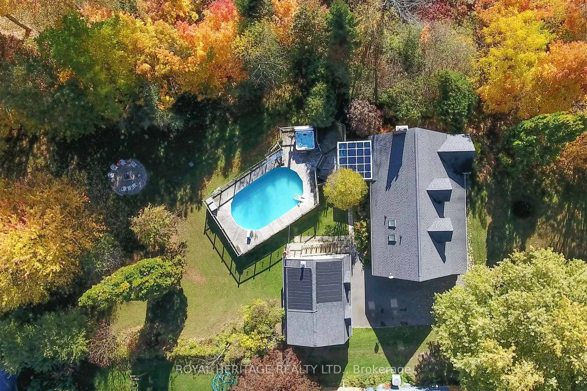 Photo 34 of 31 Ambleside Drive, Scugog, Rural Scugog — HOMEH