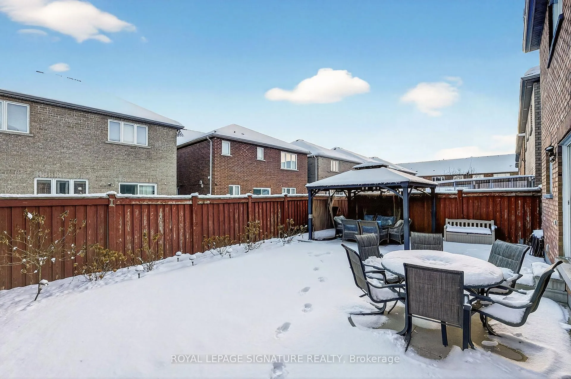 Photo 44 of 23 Openbay Gardens, Brampton, Sandringham-Wellington — HOMEH