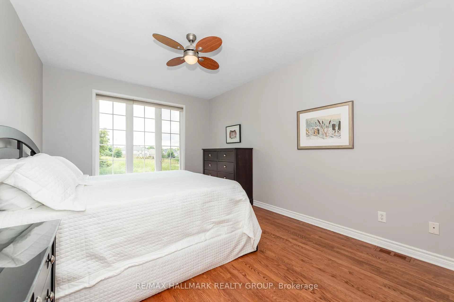 Photo 27 of 102 Kelso Private, Ottawa, Barrhaven - Stonebridge — HOMEH