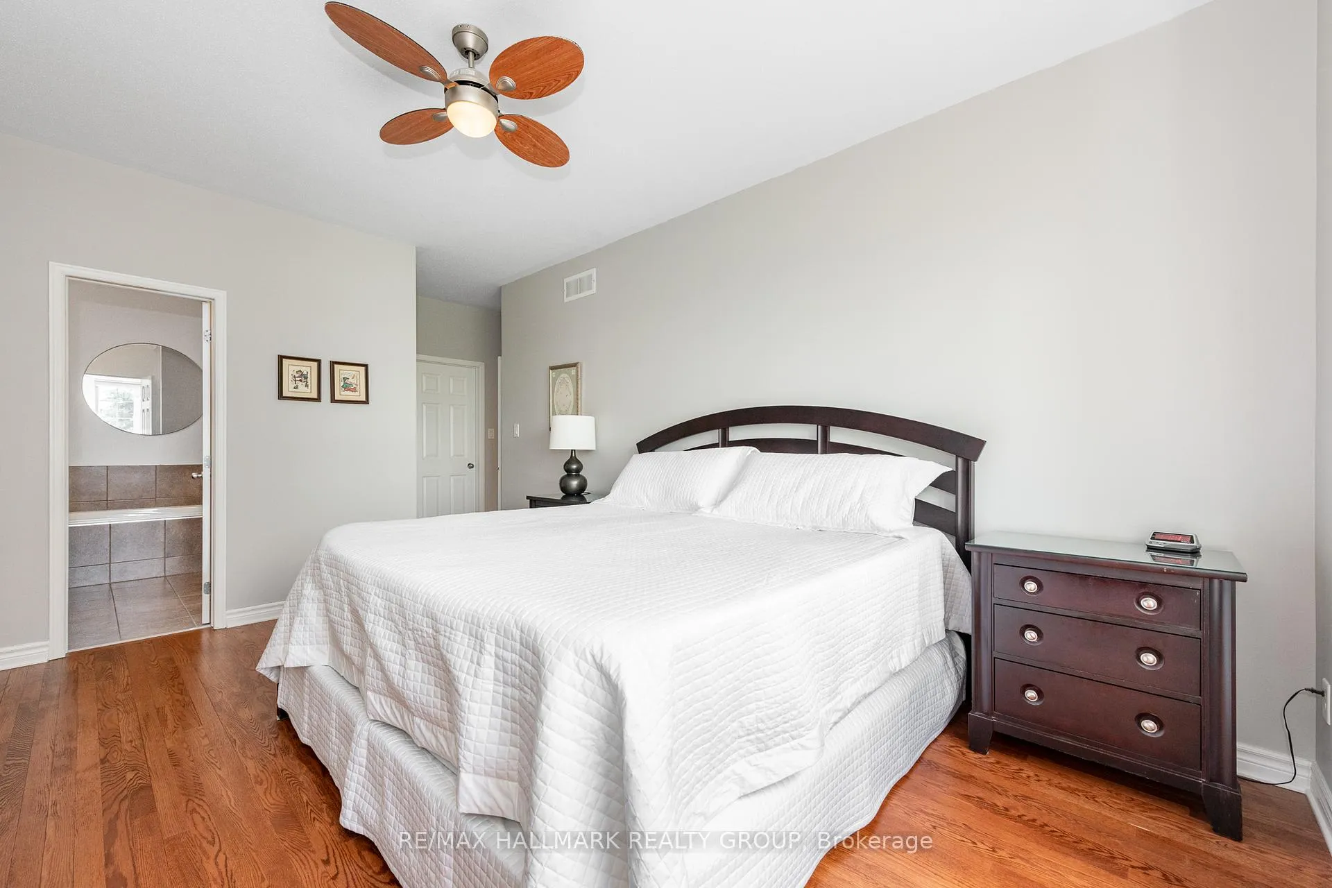 Photo 29 of 102 Kelso Private, Ottawa, Barrhaven - Stonebridge — HOMEH