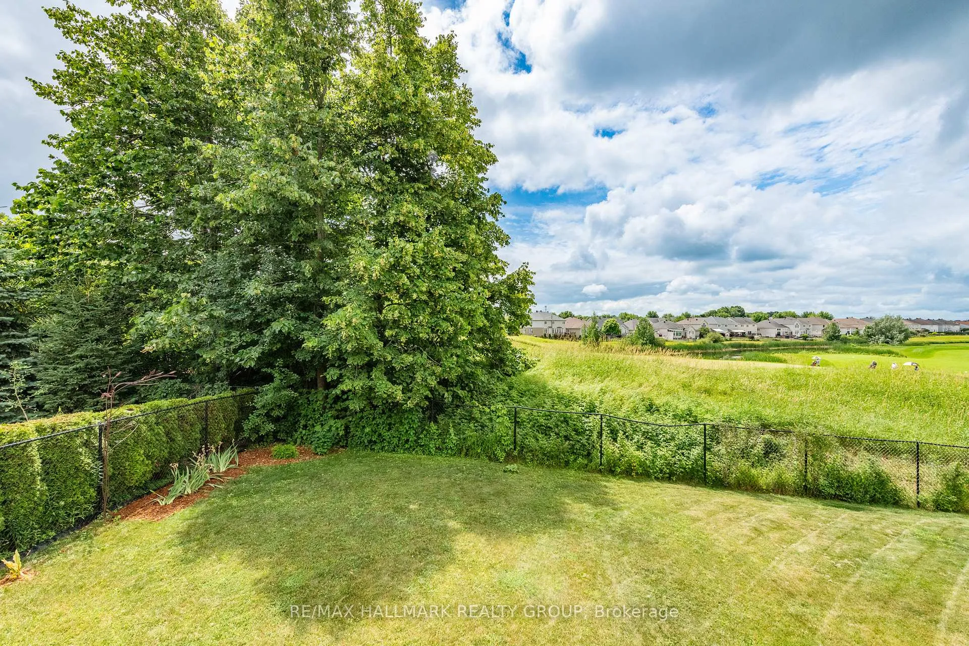 Photo 42 of 102 Kelso Private, Ottawa, Barrhaven - Stonebridge — HOMEH