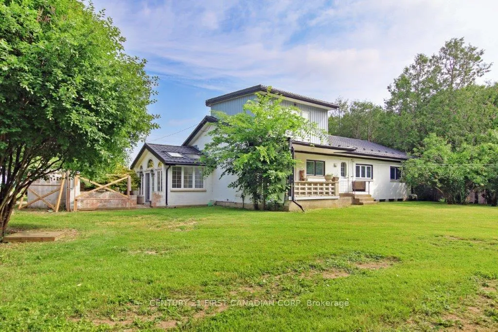 Photo 6 of 14619 Medway Road, Middlesex Centre, Arva — HOMEH