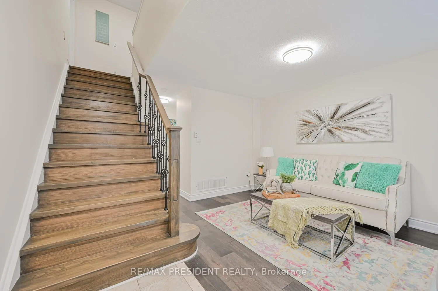 Photo 6 of 113 Tianalee Crescent, Brampton, Fletcher's Meadow — HOMEH