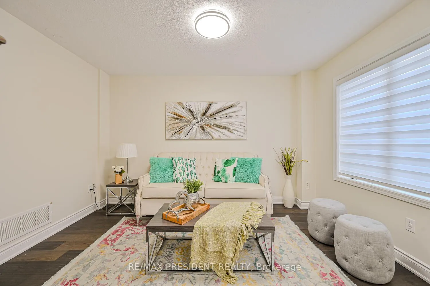 Photo 10 of 113 Tianalee Crescent, Brampton, Fletcher's Meadow — HOMEH