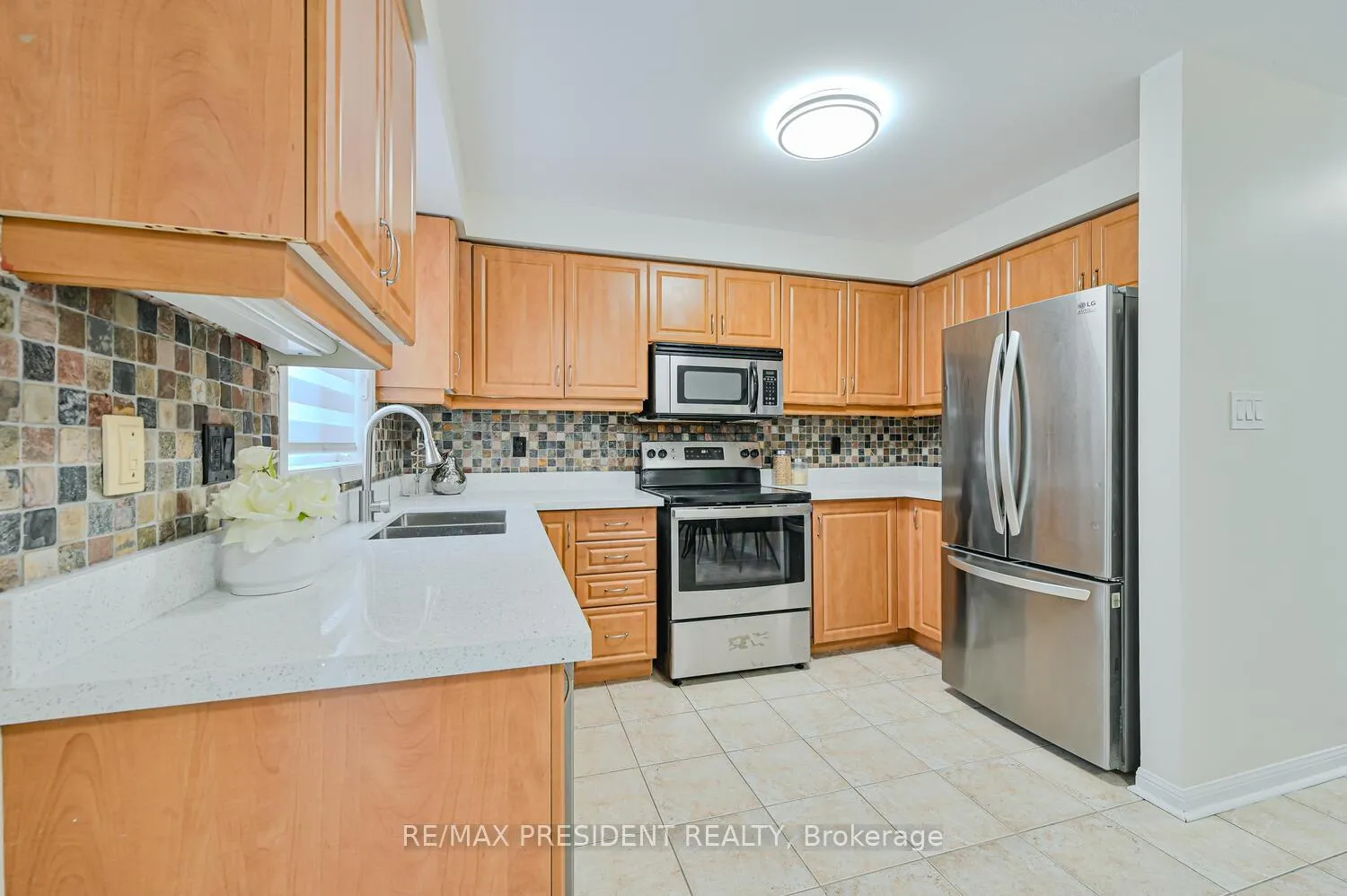 Photo 15 of 113 Tianalee Crescent, Brampton, Fletcher's Meadow — HOMEH