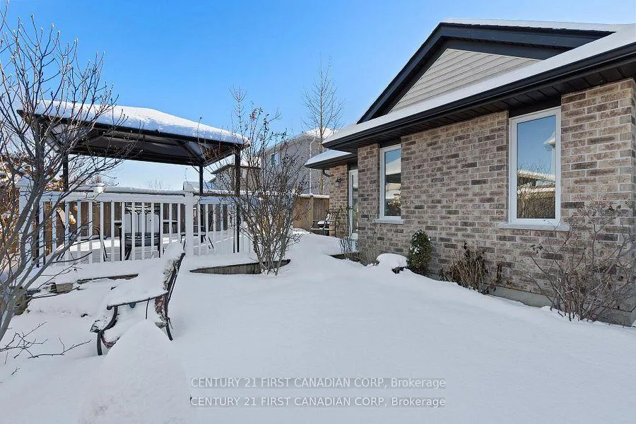 Photo 48 of 46 Westlake Drive, St. Thomas — HOMEH