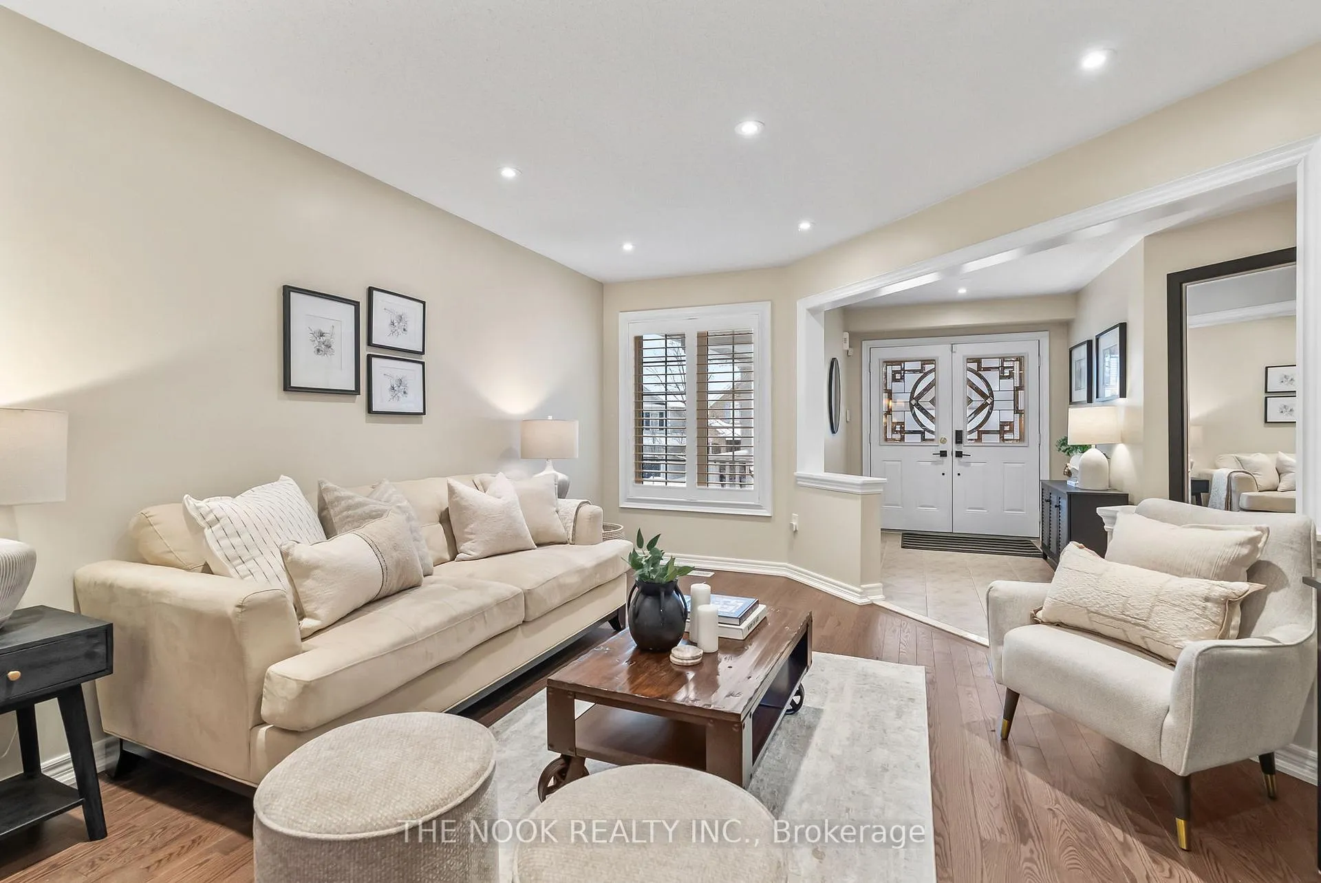 Photo 6 of 1624 Docking Court, Oshawa, Taunton — HOMEH