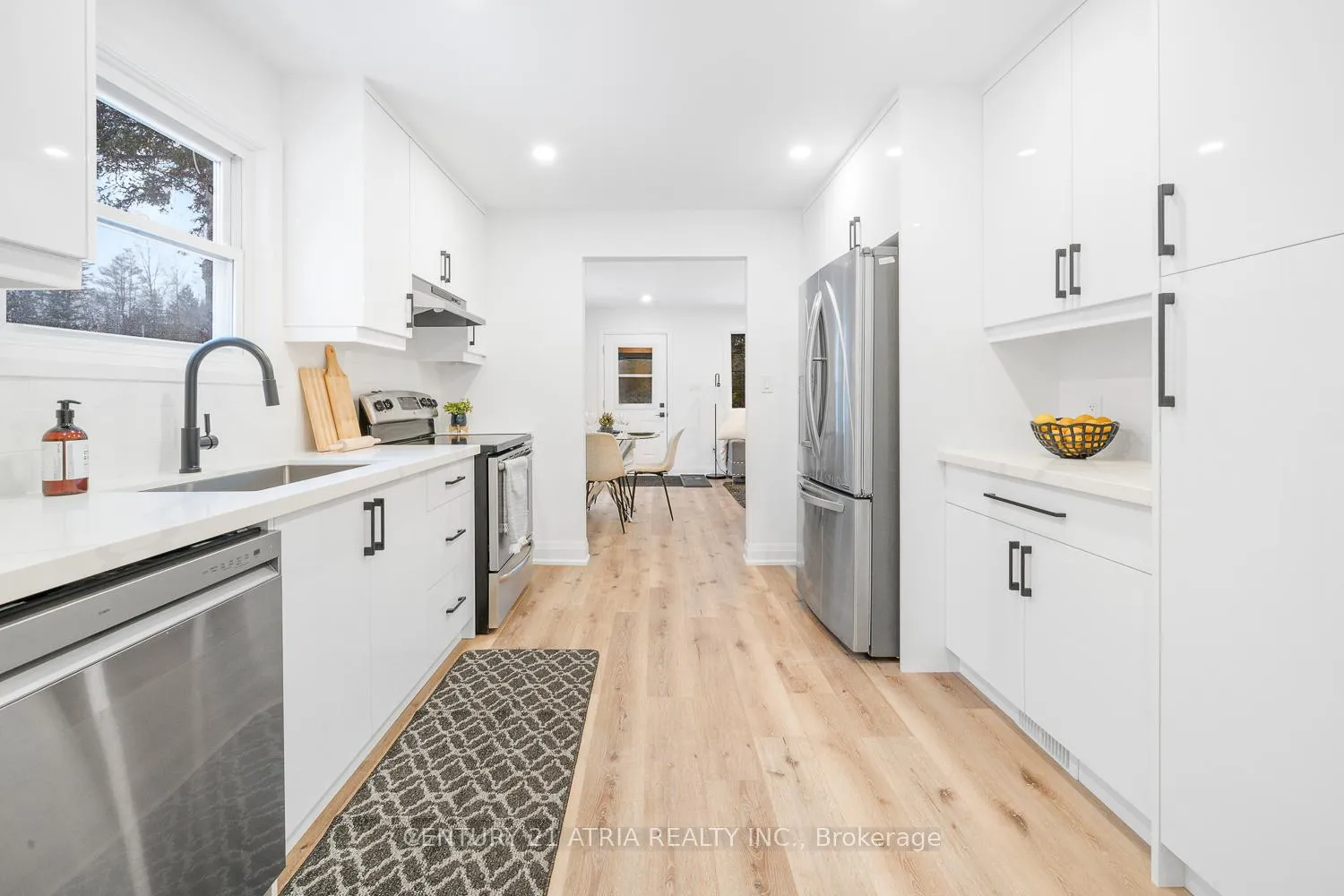 Photo 16 of 1555 Gill Road, Springwater, Midhurst — HOMEH