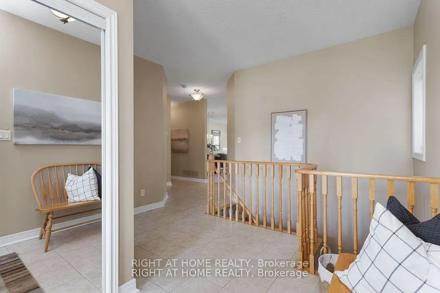 Photo 23 of 307 Waterbury Crescent, Scugog, Port Perry — HOMEH