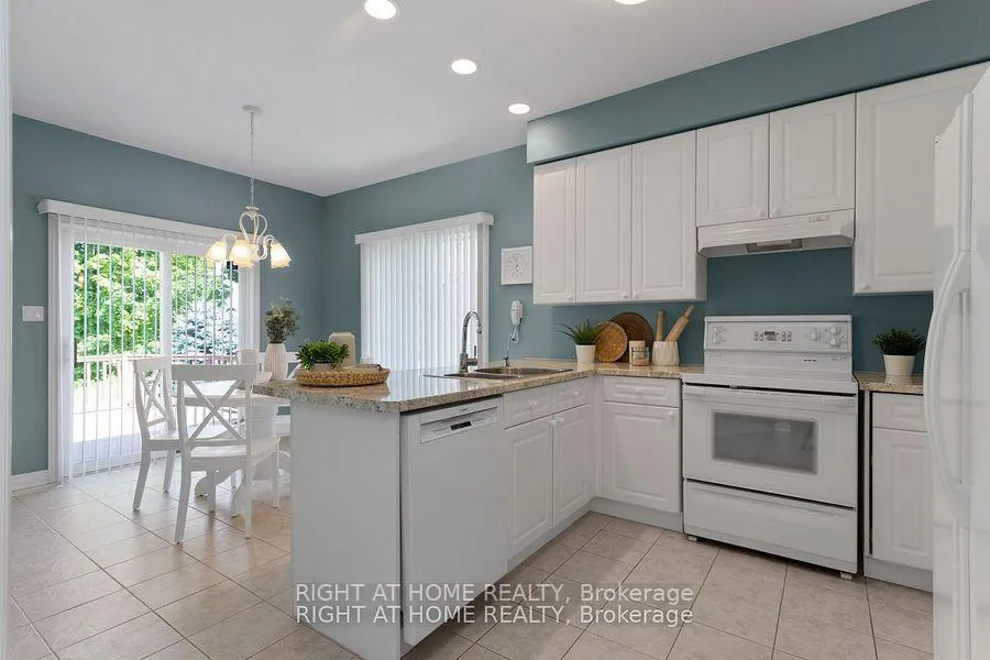 Photo 35 of 307 Waterbury Crescent, Scugog, Port Perry — HOMEH