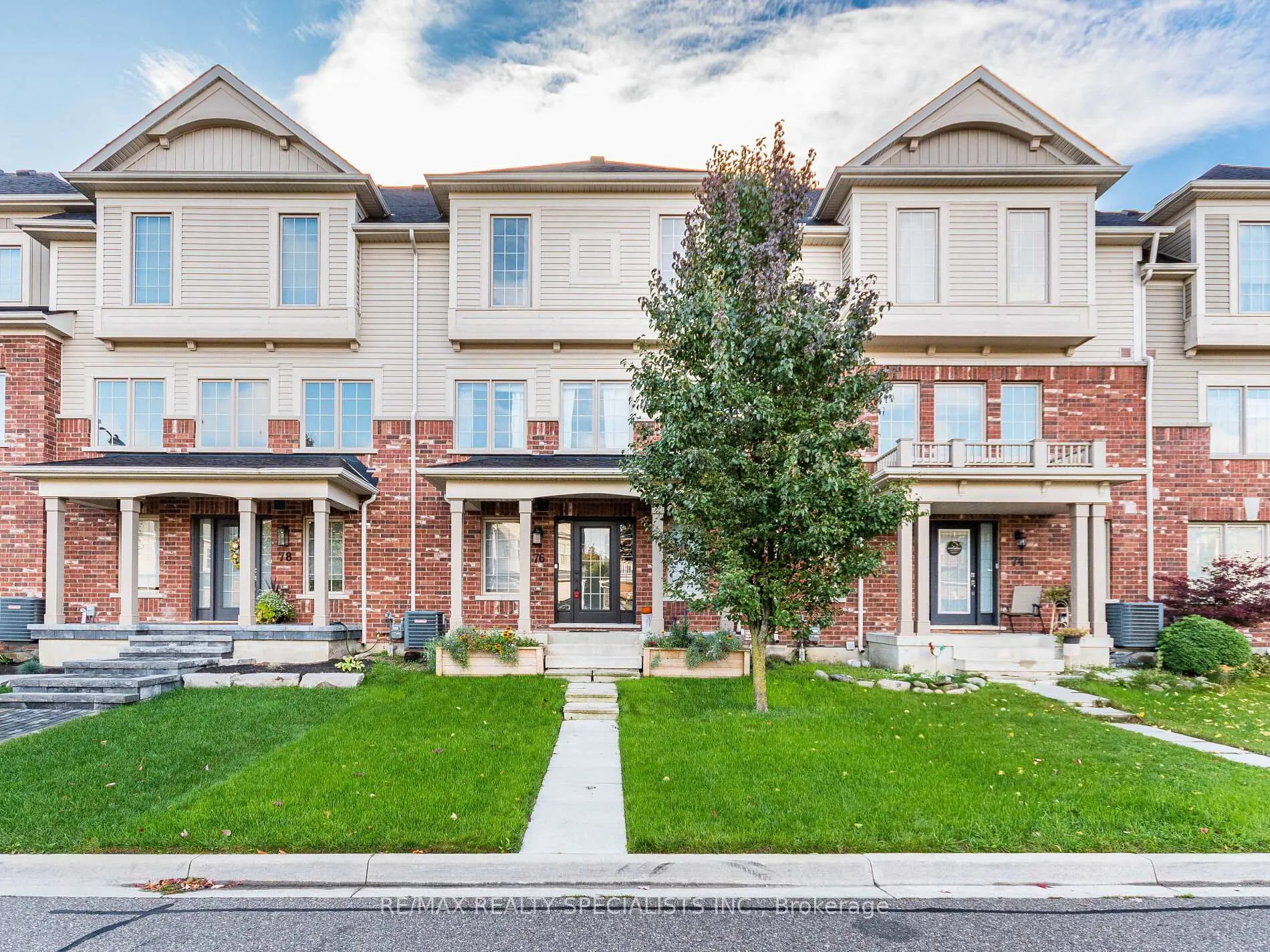 Photo 2 of 76 Boyces Creek Court, Caledon, Caledon East — HOMEH