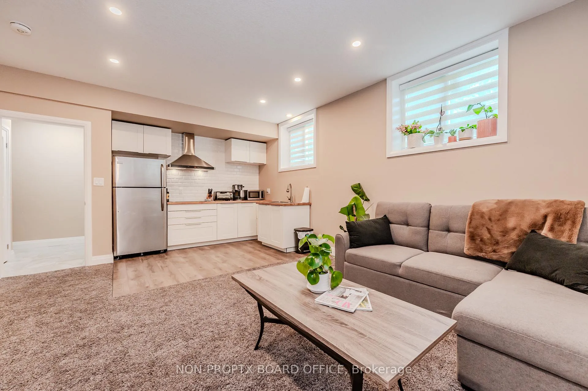 Photo 28 of 24 Erbsville Court, Waterloo — HOMEH