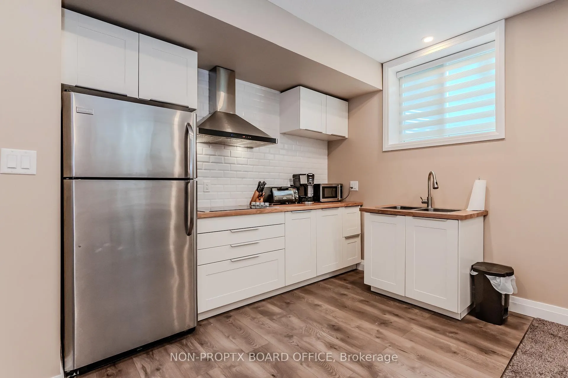 Photo 30 of 24 Erbsville Court, Waterloo — HOMEH