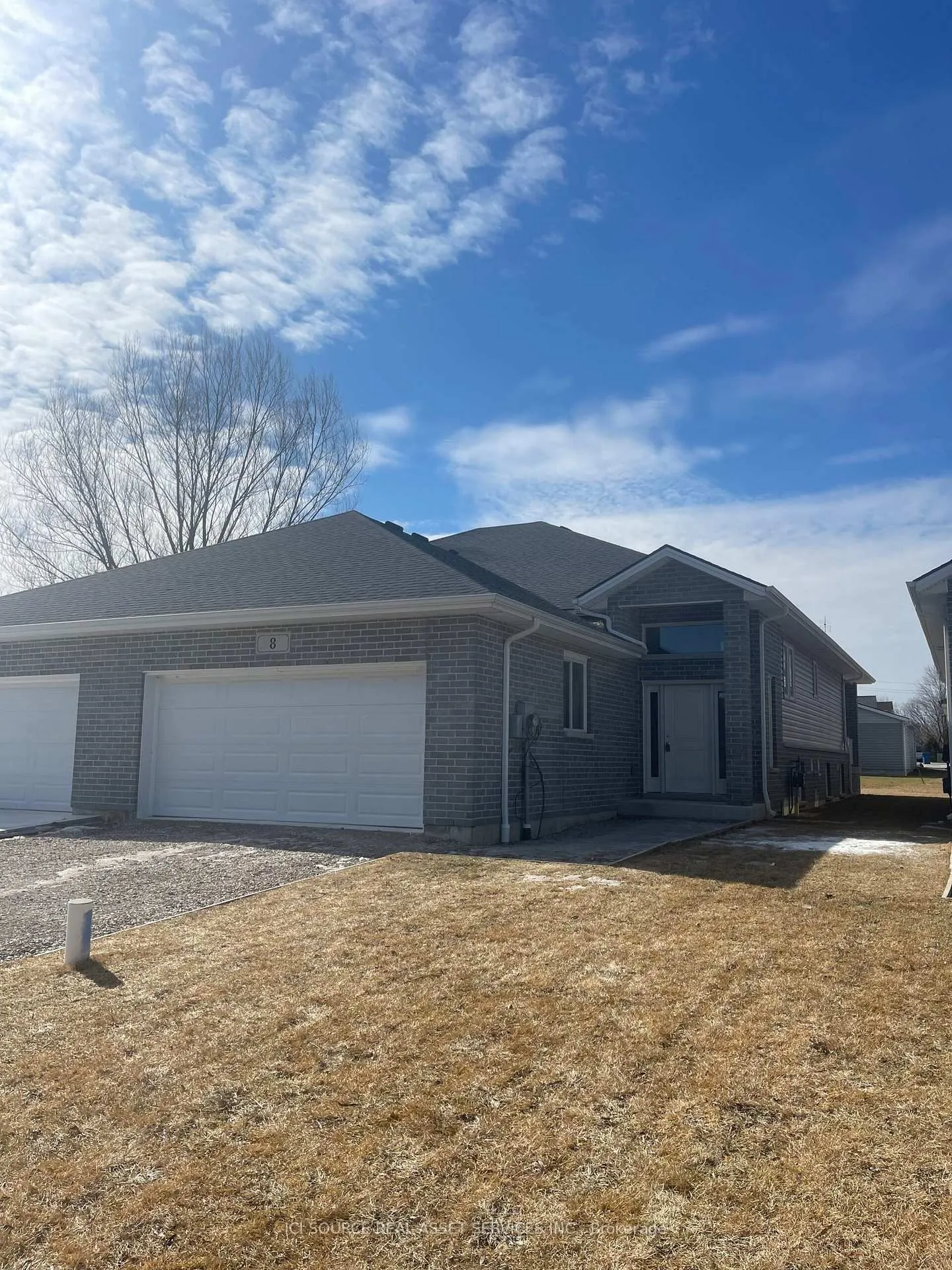 Photo 1 of 8 Yellow Bridge Crescent, Chatham-Kent, Raleigh — HOMEH