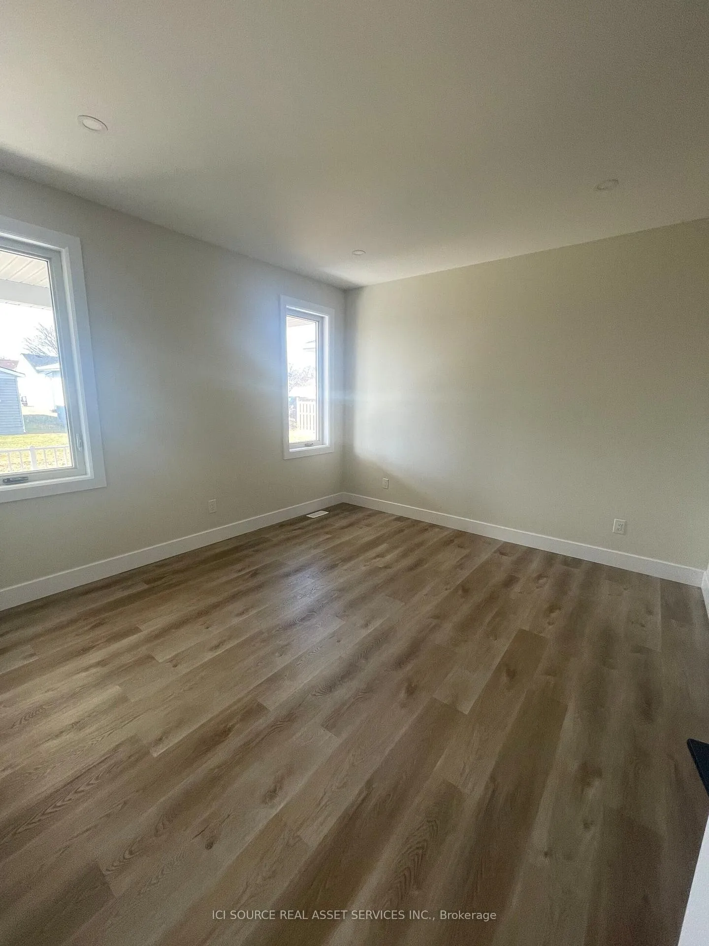 Photo 13 of 8 Yellow Bridge Crescent, Chatham-Kent, Raleigh — HOMEH