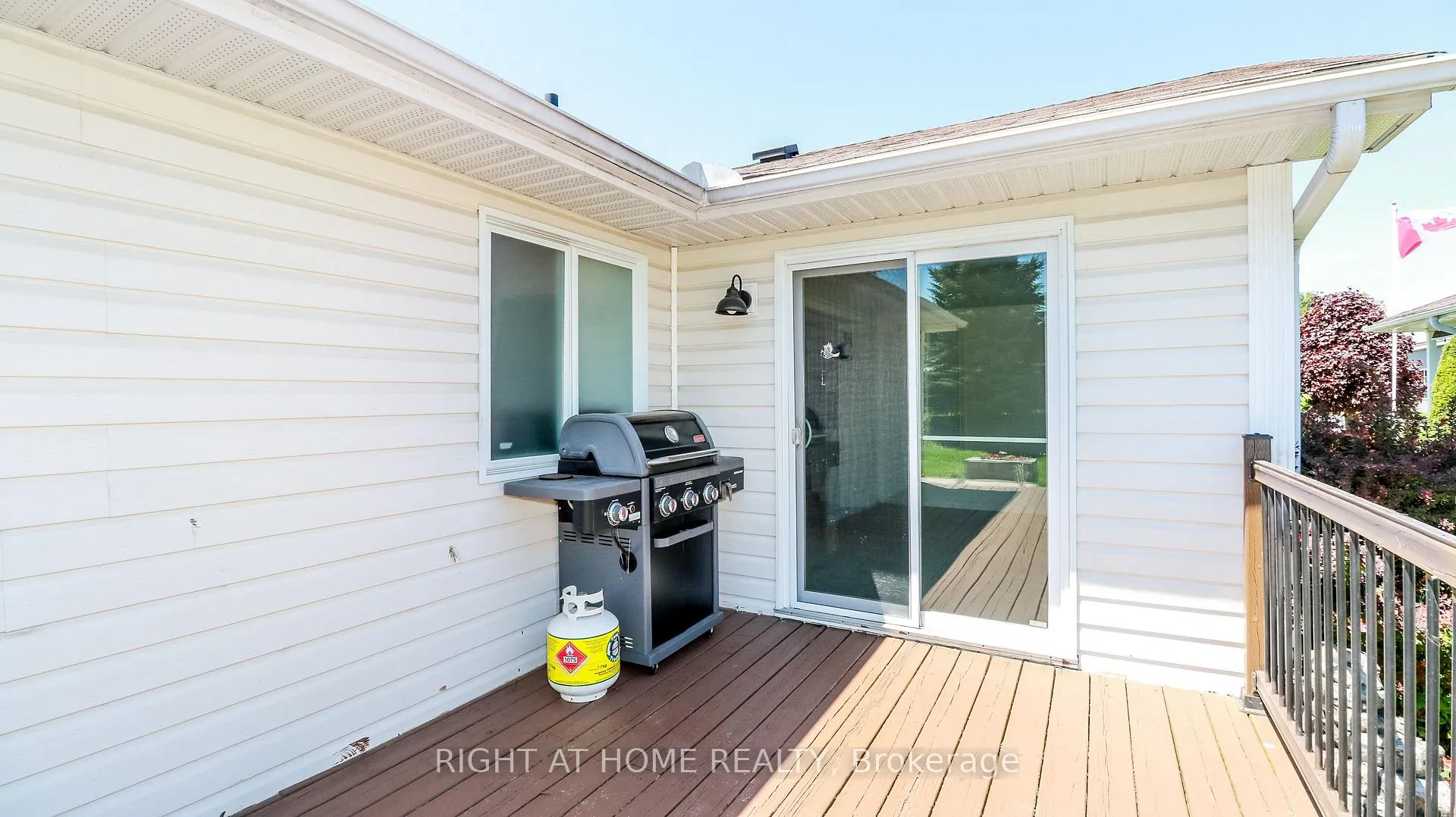 Photo 26 of 14 Illinois Crescent, Wasaga Beach — HOMEH