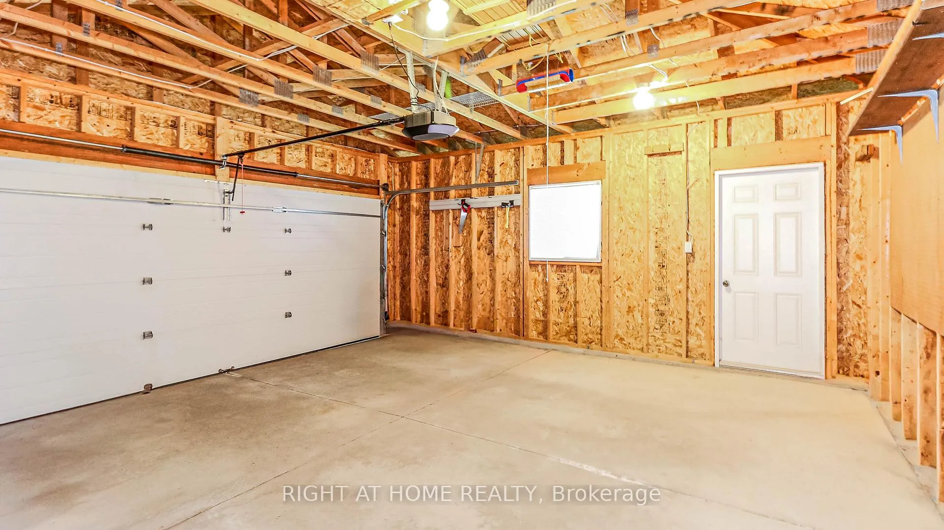 Photo 27 of 14 Illinois Crescent, Wasaga Beach — HOMEH