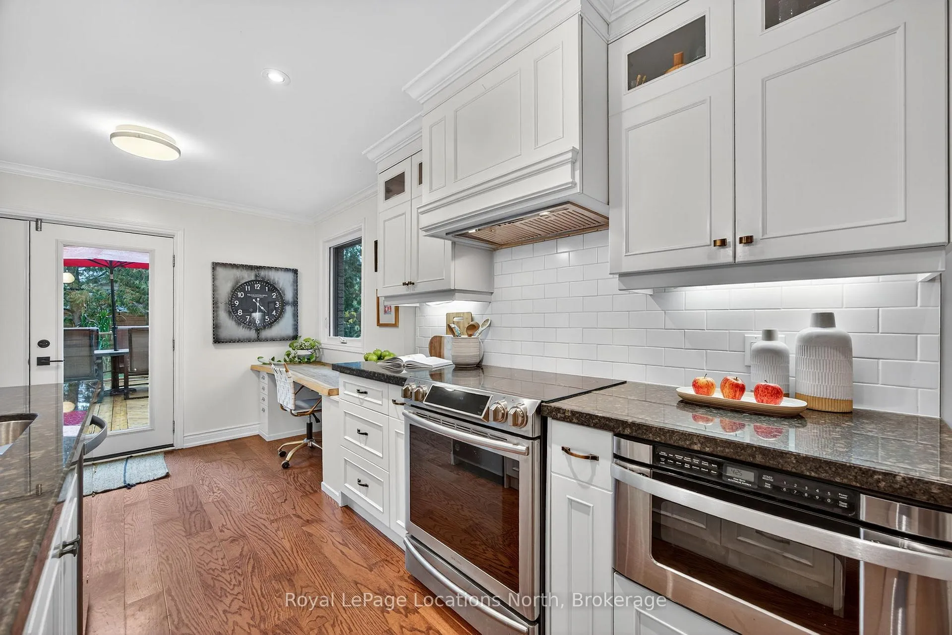 Photo 20 of 8 Burnside Court, Collingwood — HOMEH