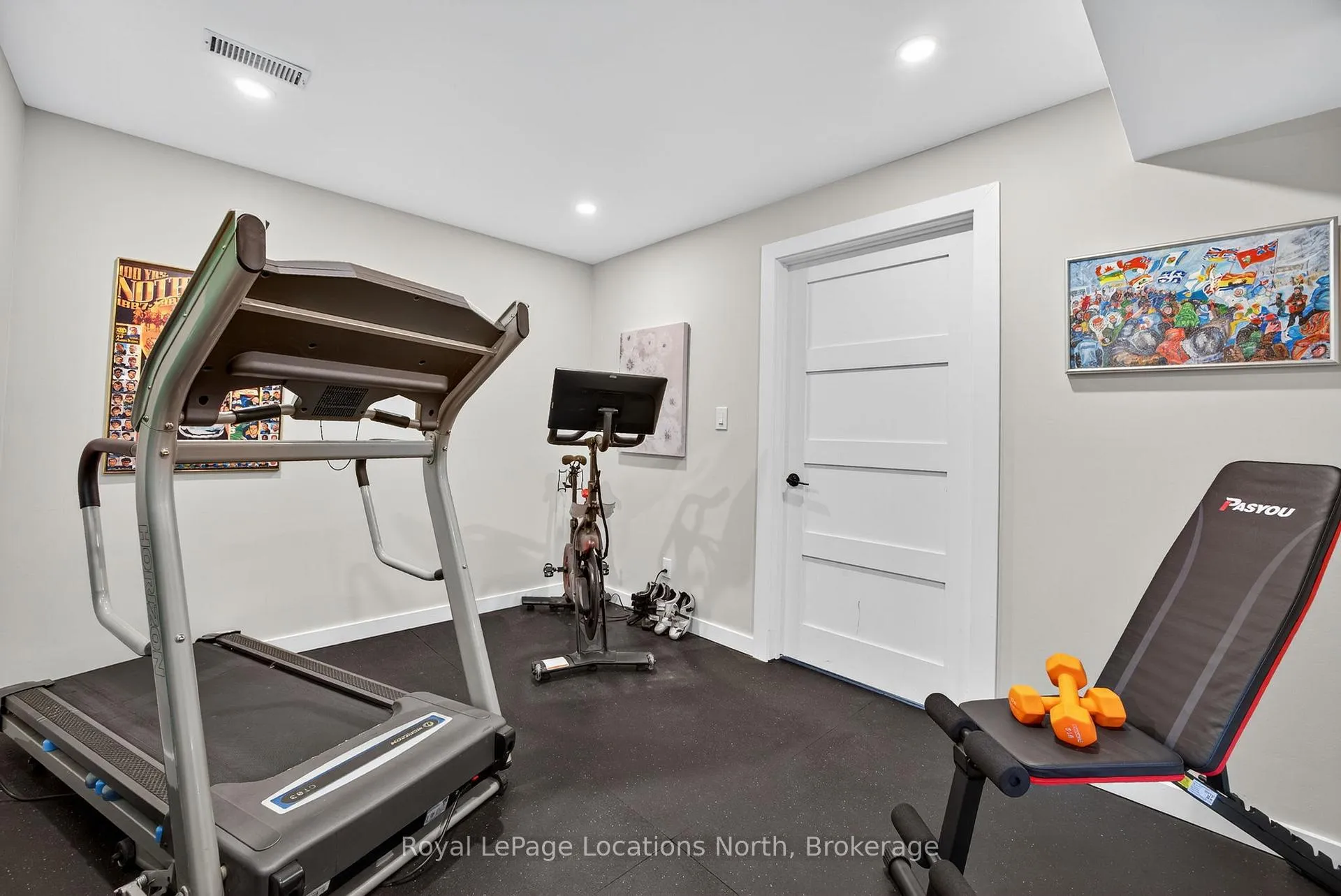 Photo 43 of 8 Burnside Court, Collingwood — HOMEH