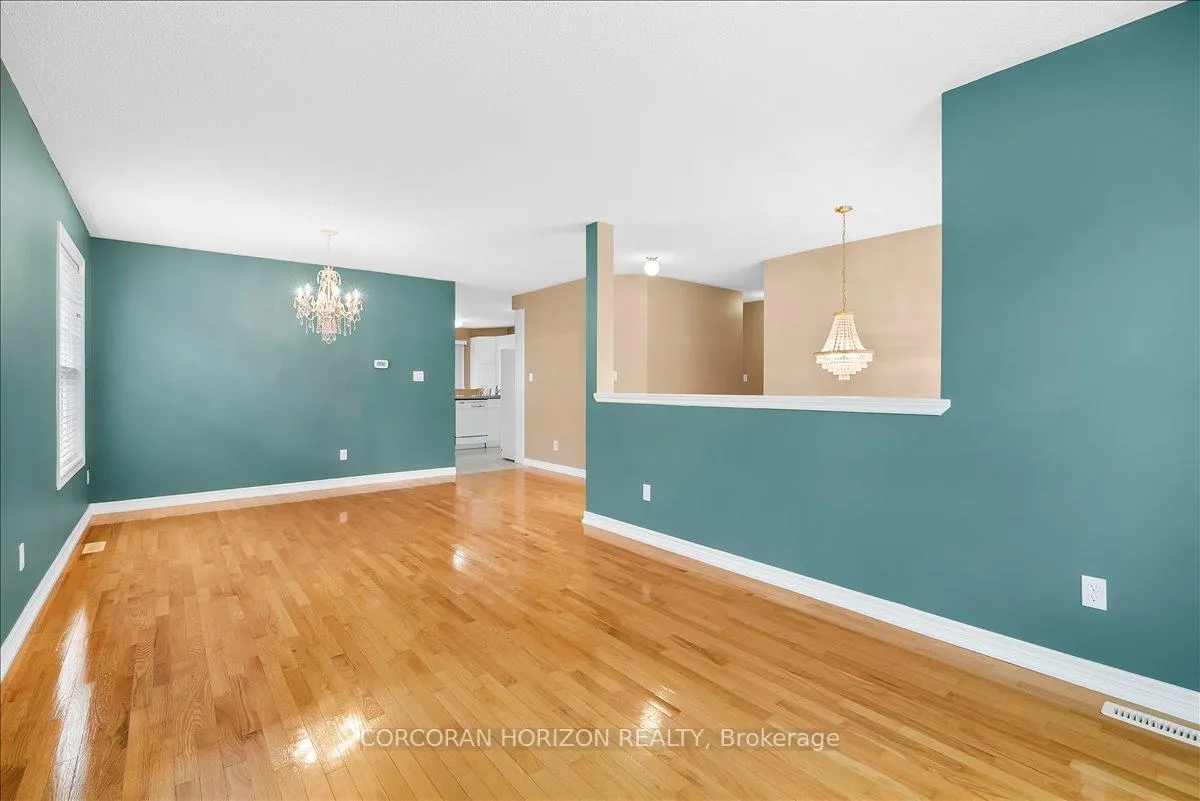 Photo 9 of 312 Harvie Road, Barrie, Holly — HOMEH