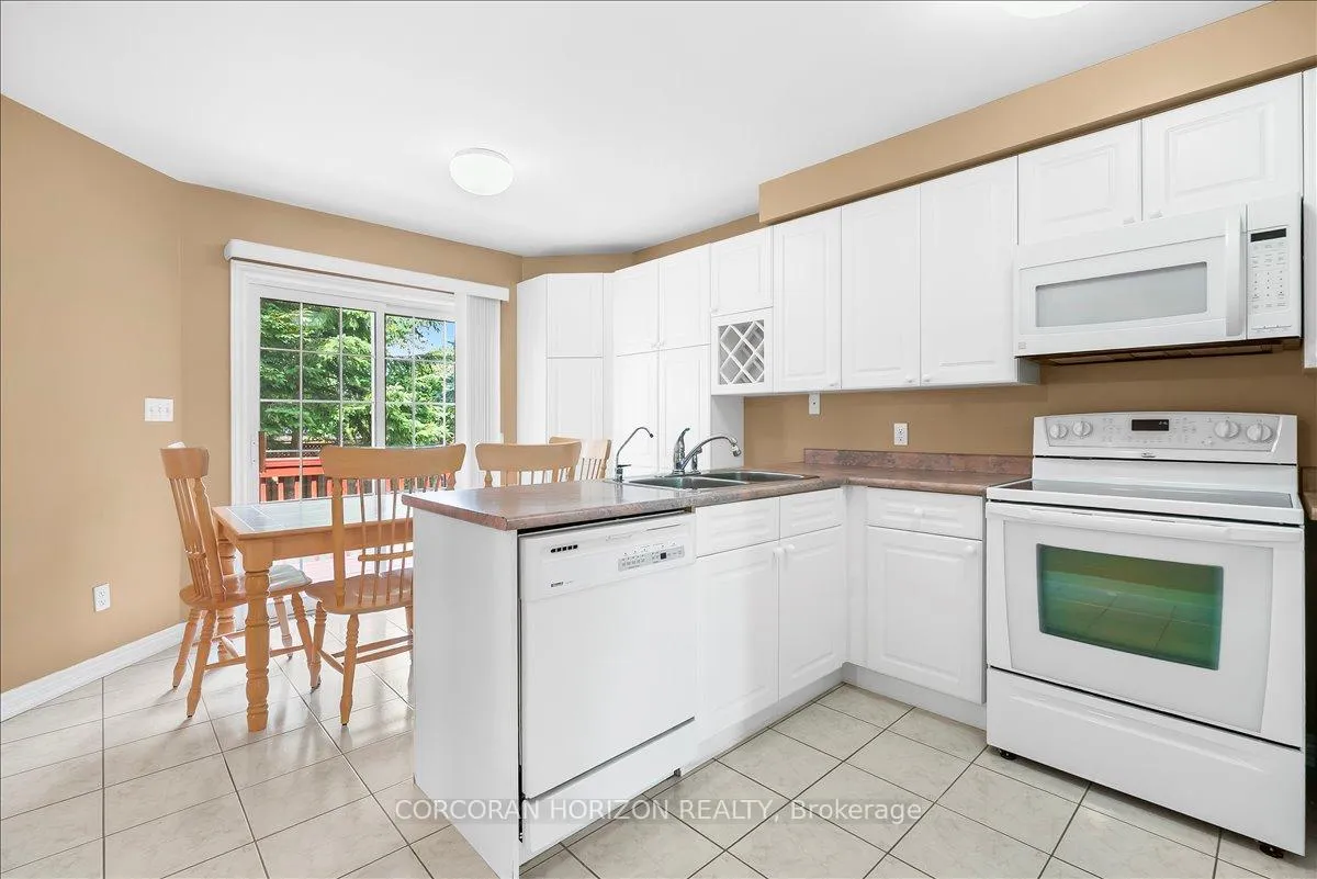 Photo 11 of 312 Harvie Road, Barrie, Holly — HOMEH