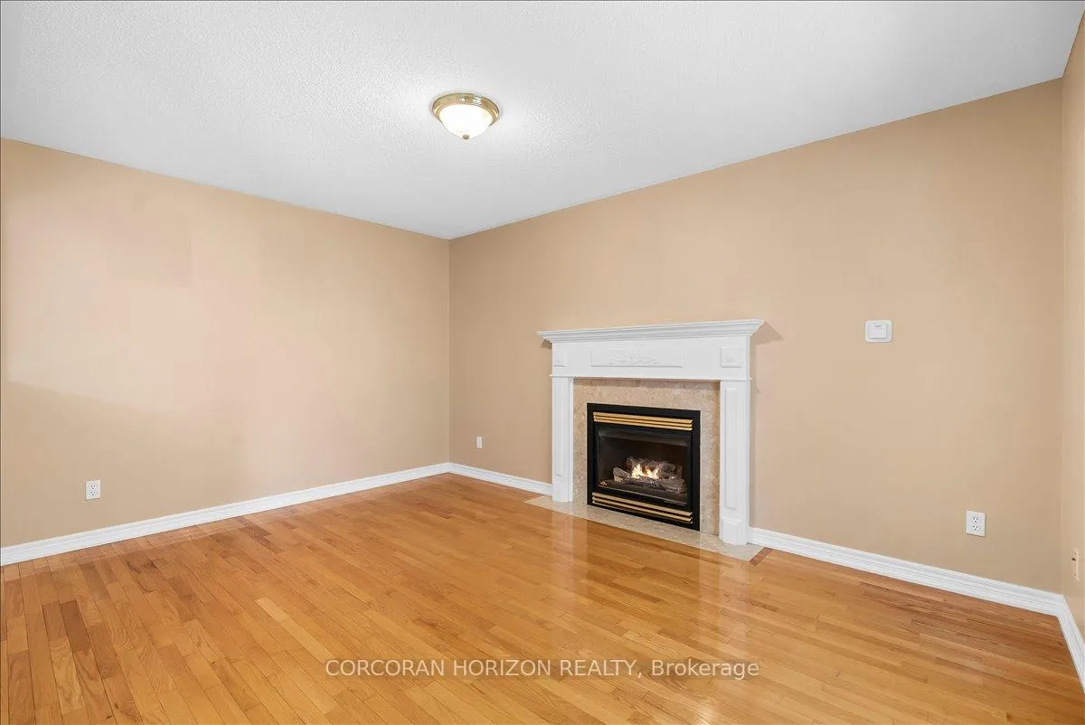 Photo 15 of 312 Harvie Road, Barrie, Holly — HOMEH