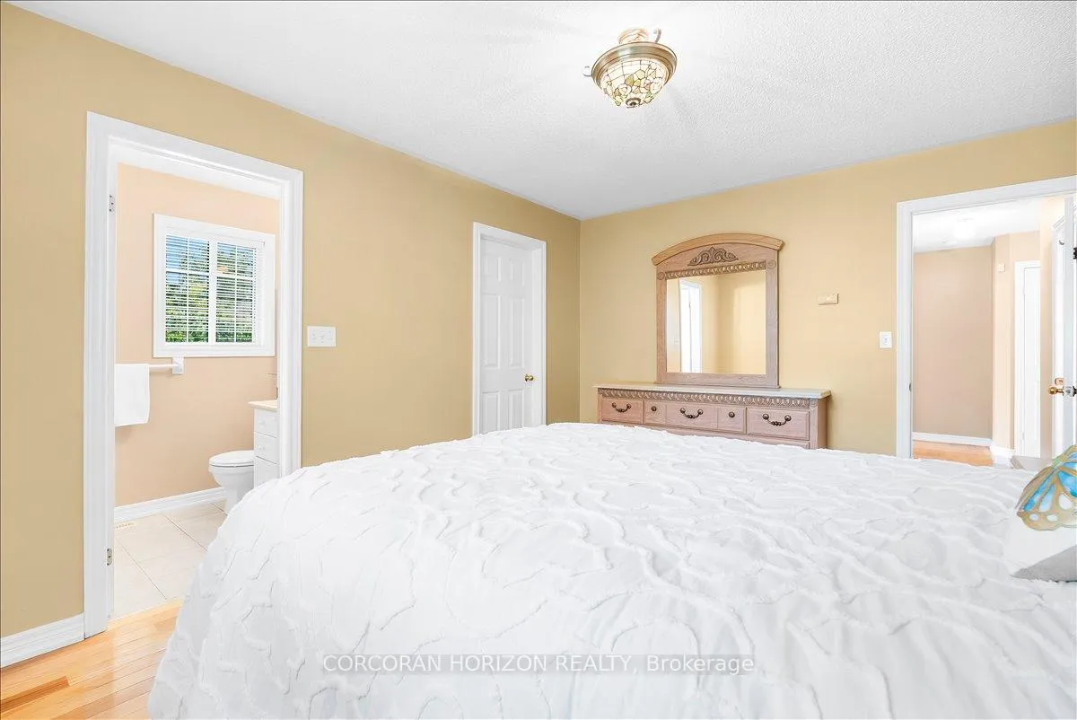 Photo 20 of 312 Harvie Road, Barrie, Holly — HOMEH