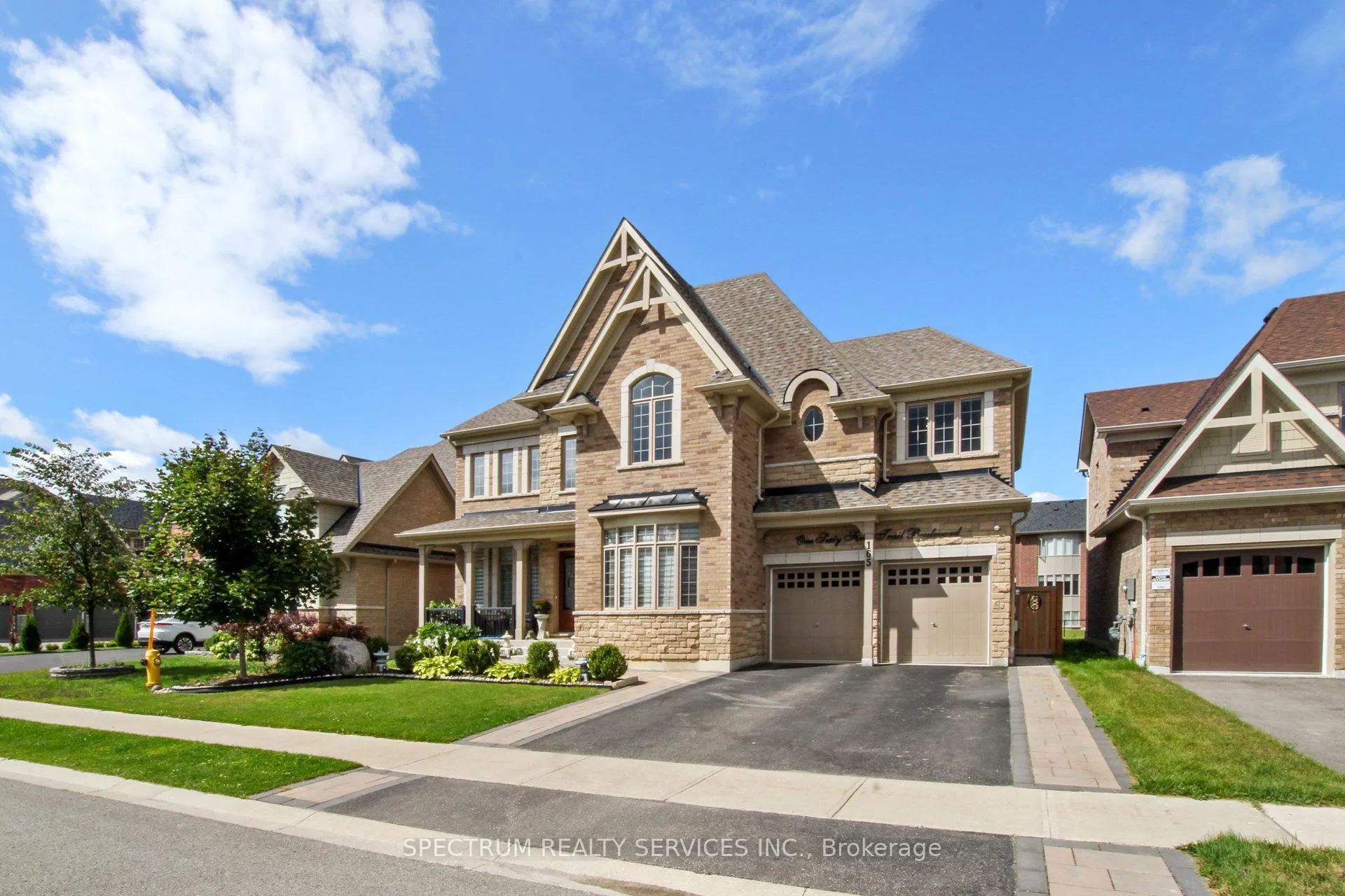 Photo 1 of 165 Trail Boulevard, Springwater, Centre Vespra — HOMEH