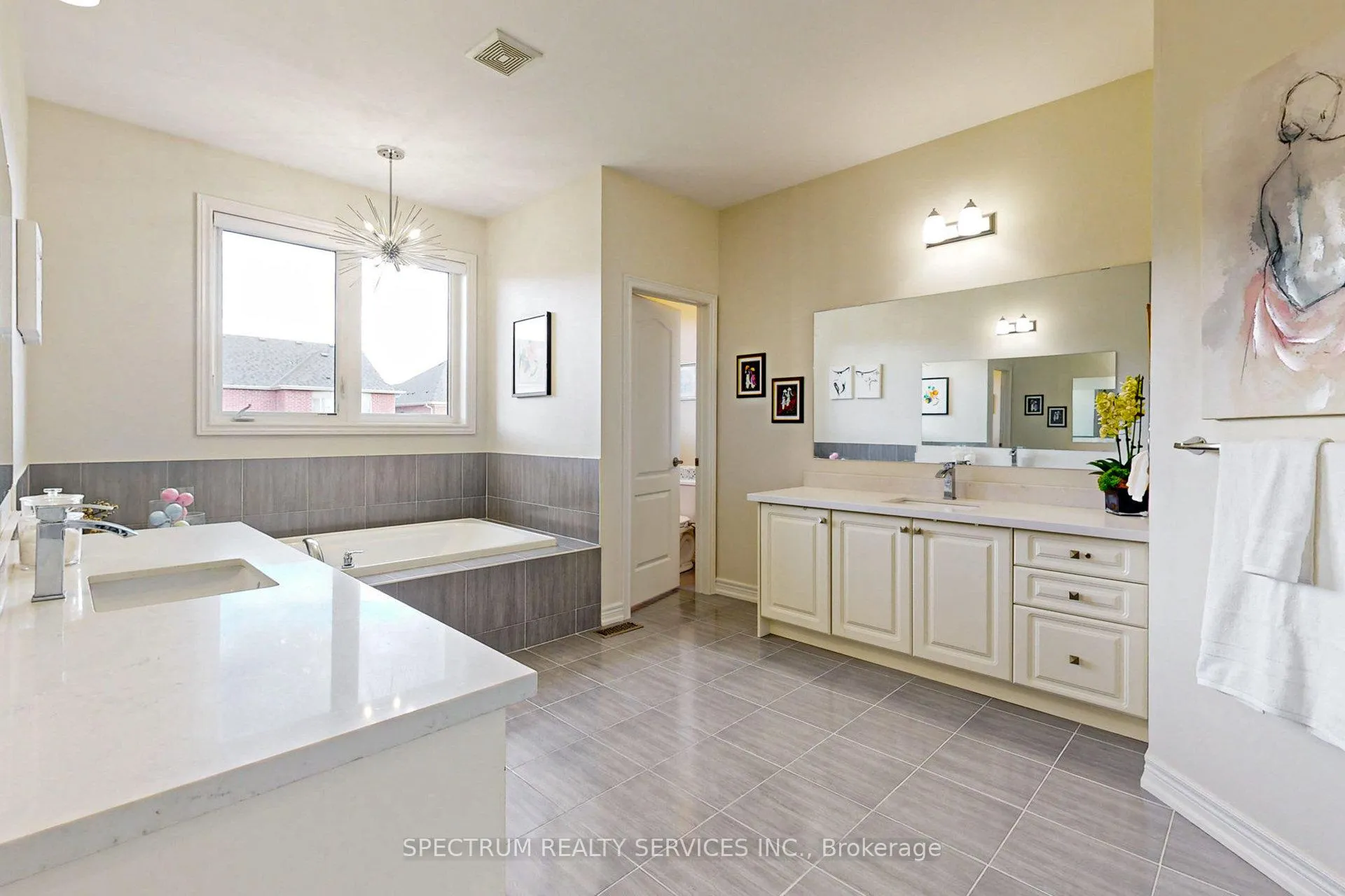 Photo 35 of 165 Trail Boulevard, Springwater, Centre Vespra — HOMEH