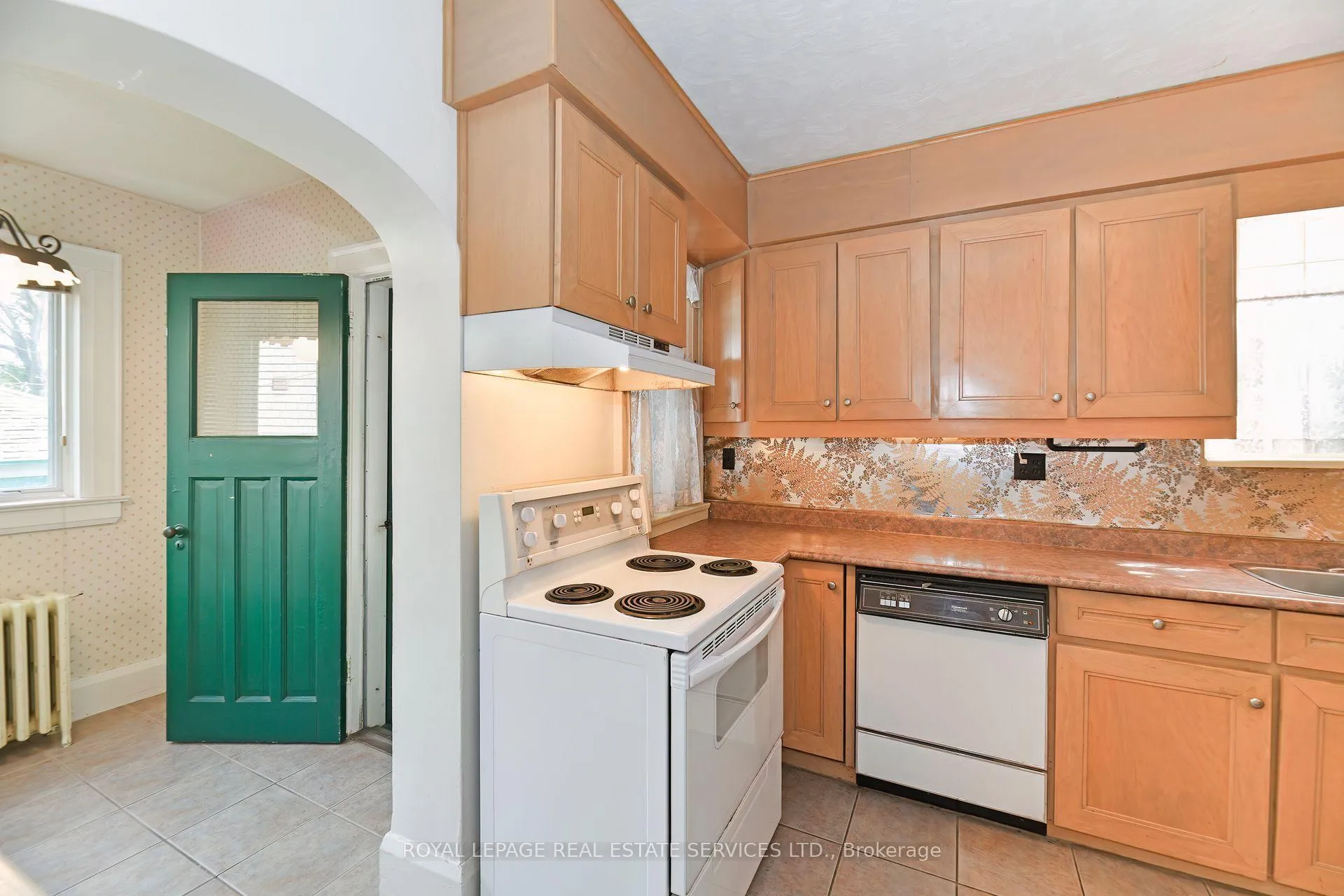 Photo 8 of 394 St Clements Avenue, Toronto, Lawrence Park South — HOMEH