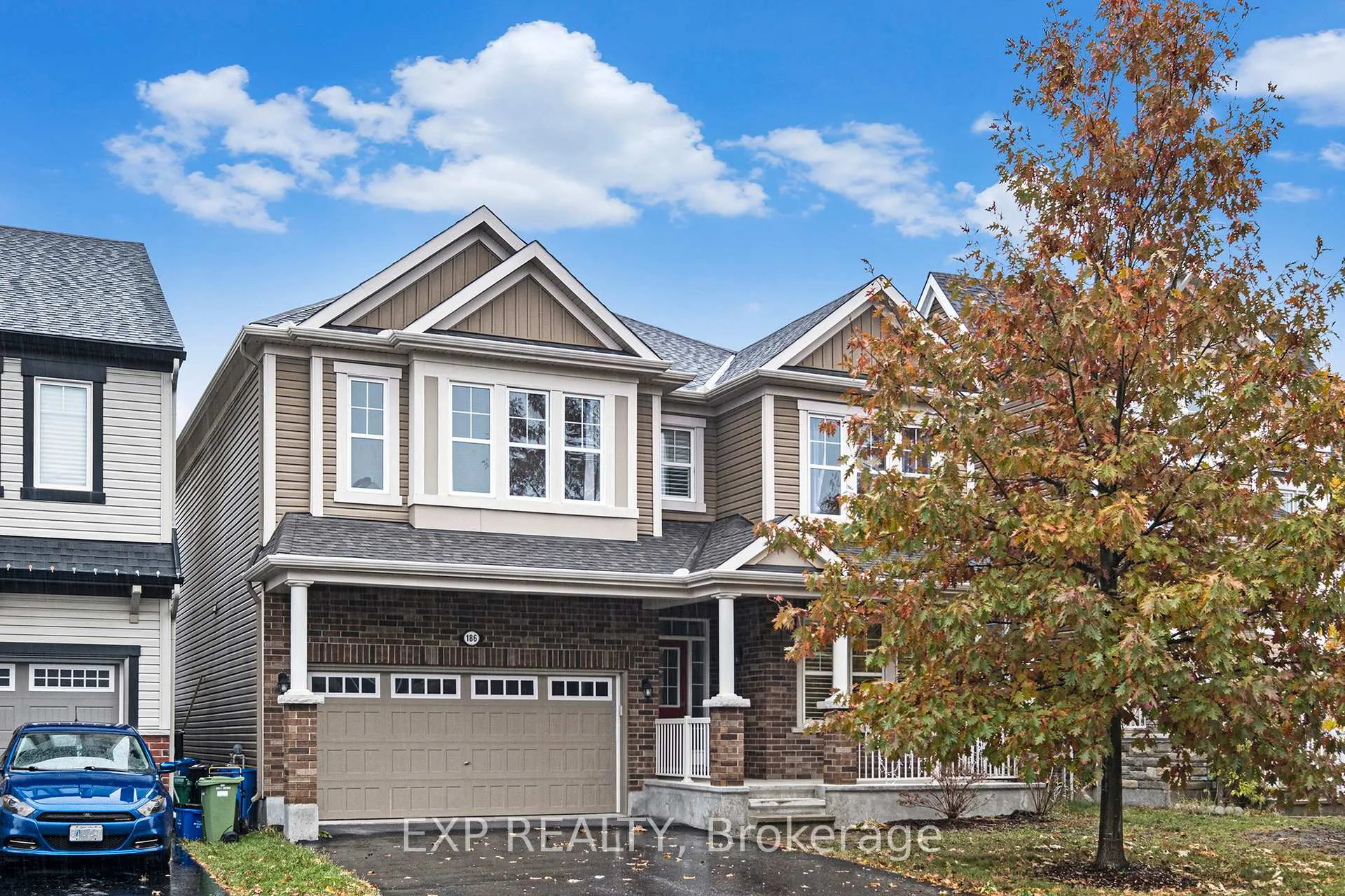 Photo 2 of 186 Lamprey Street, Ottawa, Barrhaven - Half Moon Bay — HOMEH