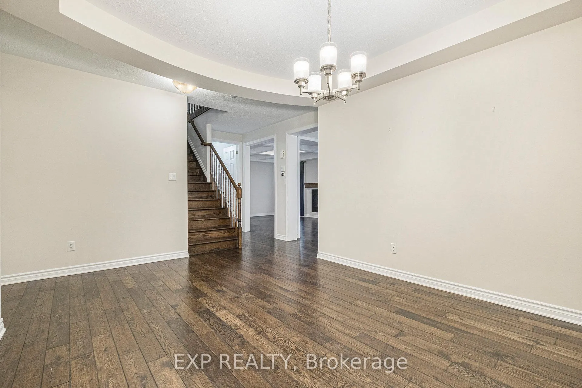 Photo 9 of 186 Lamprey Street, Ottawa, Barrhaven - Half Moon Bay — HOMEH