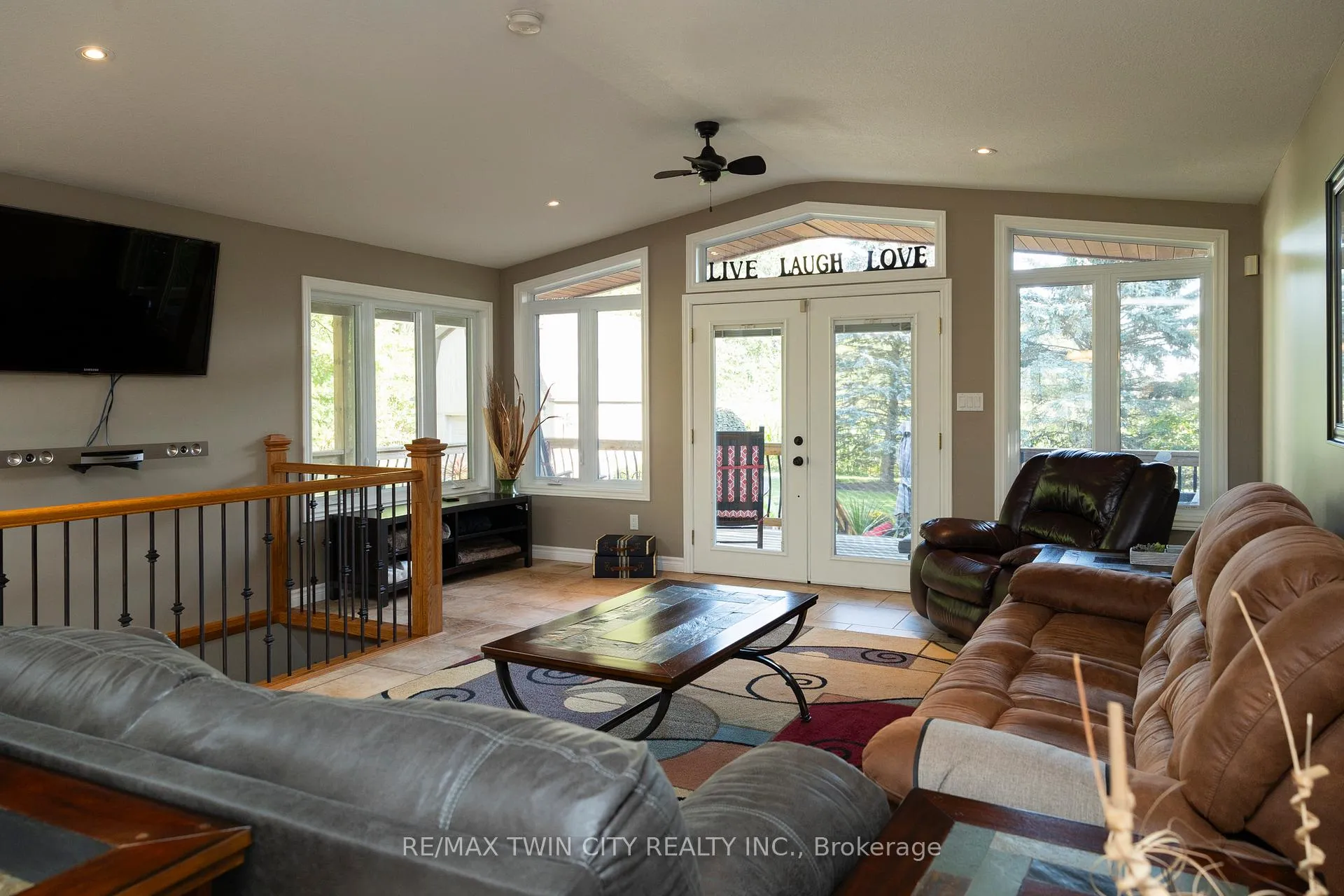 Photo 14 of 93 Norwich Road, Brant, Oakland — HOMEH