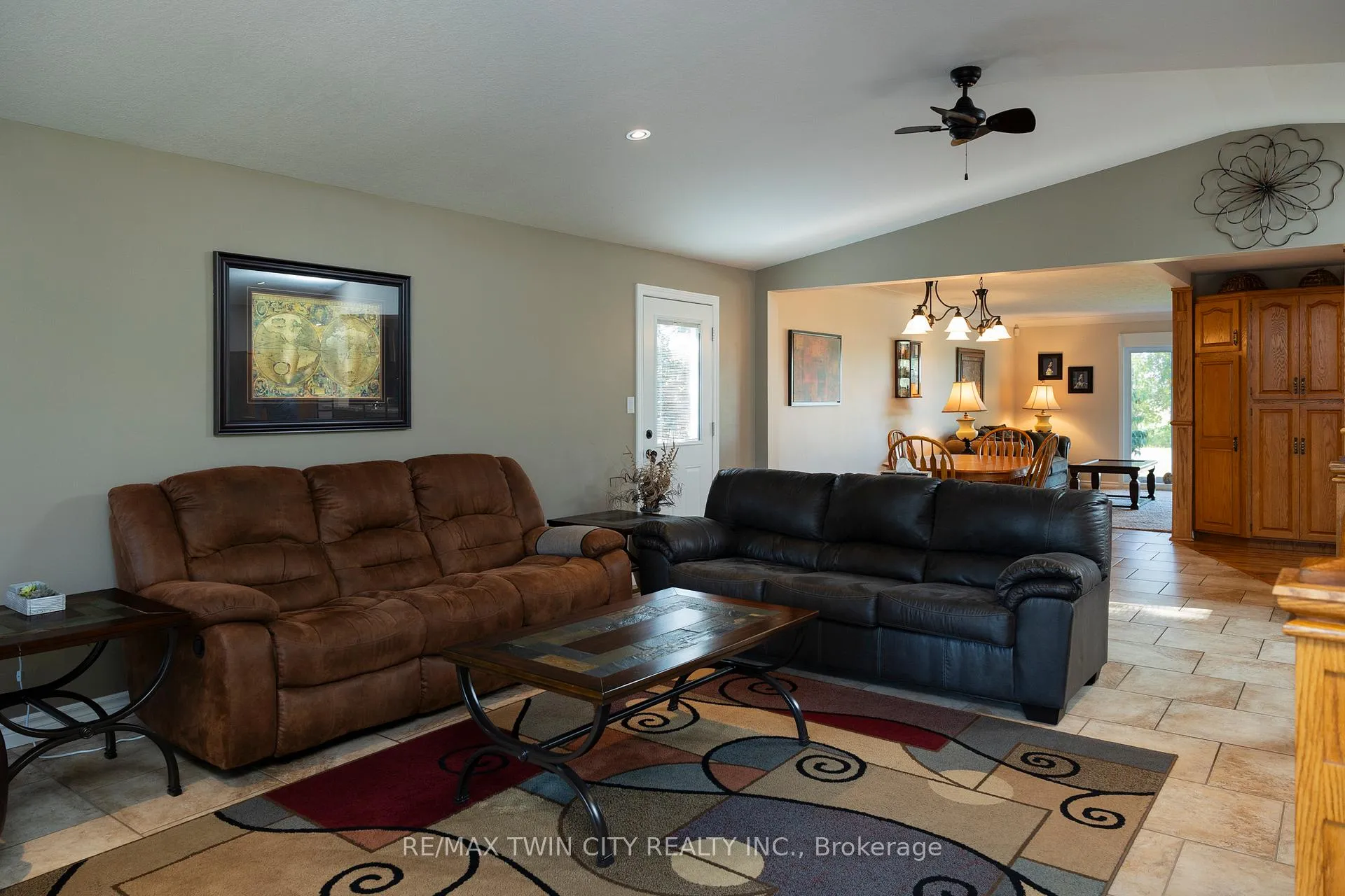 Photo 15 of 93 Norwich Road, Brant, Oakland — HOMEH