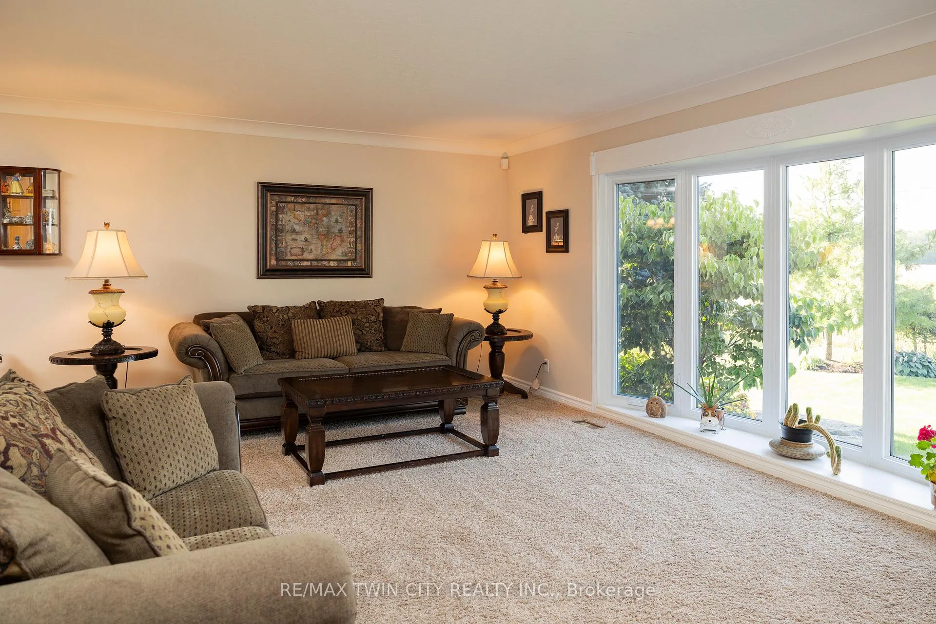 Photo 21 of 93 Norwich Road, Brant, Oakland — HOMEH