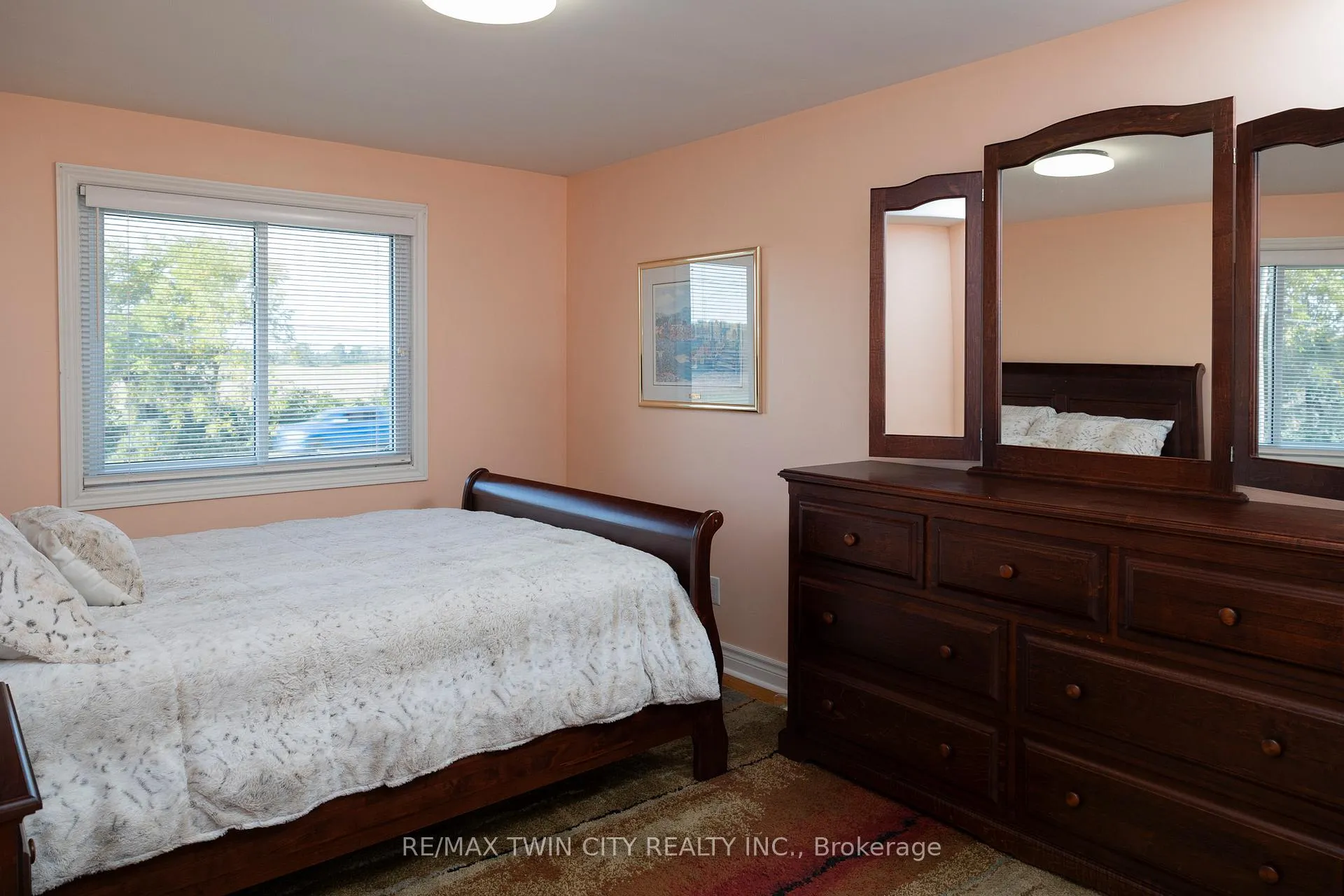 Photo 24 of 93 Norwich Road, Brant, Oakland — HOMEH