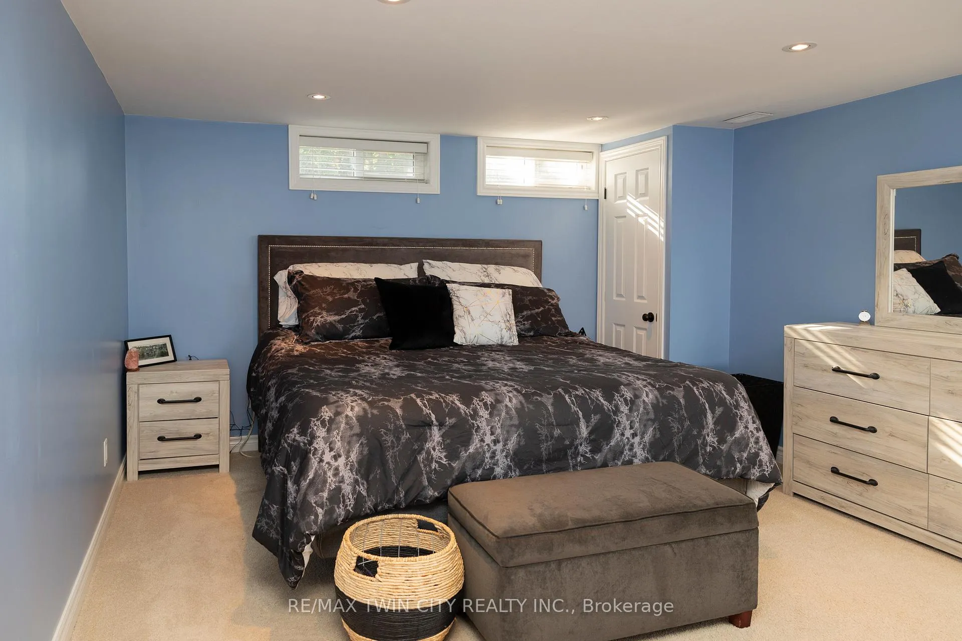 Photo 29 of 93 Norwich Road, Brant, Oakland — HOMEH