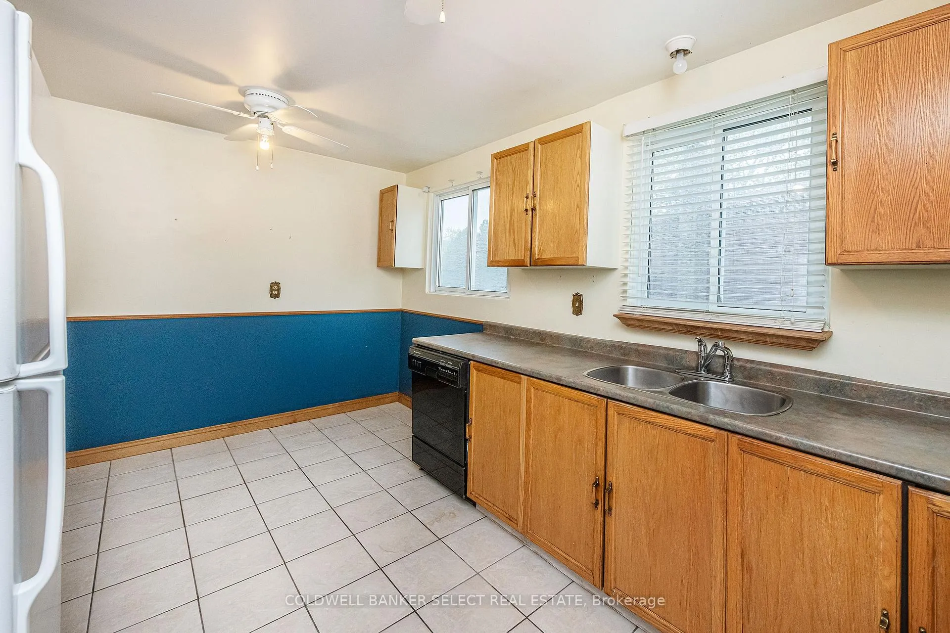 Photo 5 of 282 Whitehead Crescent, Caledon, Bolton North — HOMEH