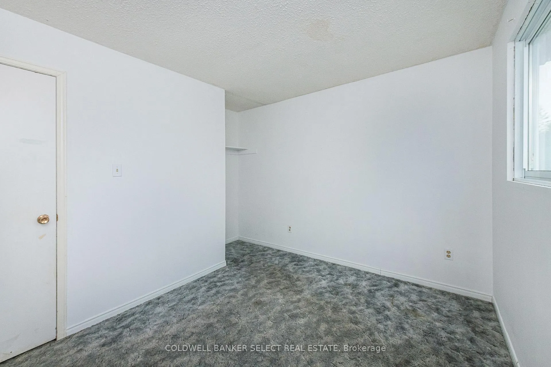 Photo 11 of 282 Whitehead Crescent, Caledon, Bolton North — HOMEH