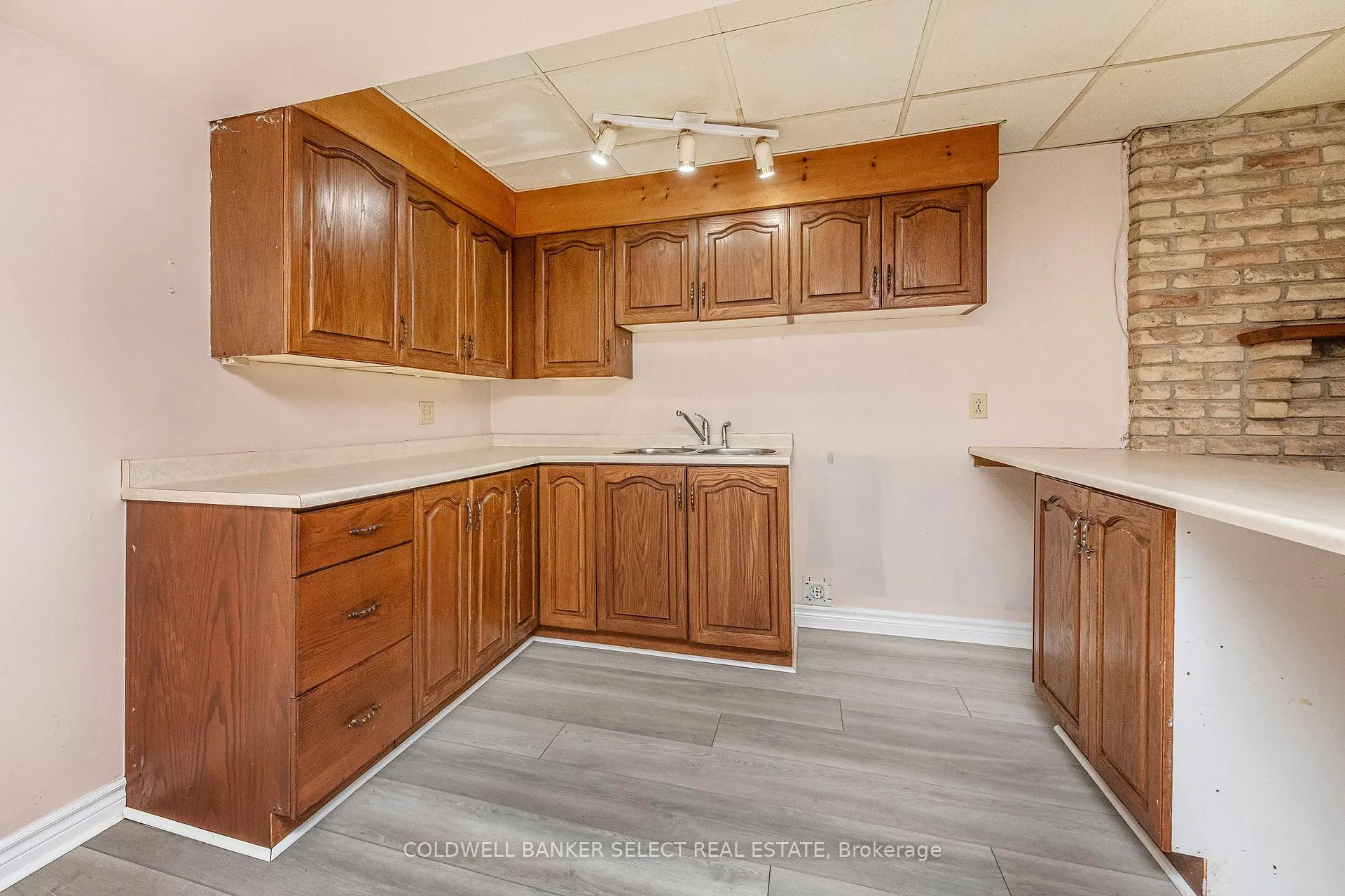 Photo 15 of 282 Whitehead Crescent, Caledon, Bolton North — HOMEH