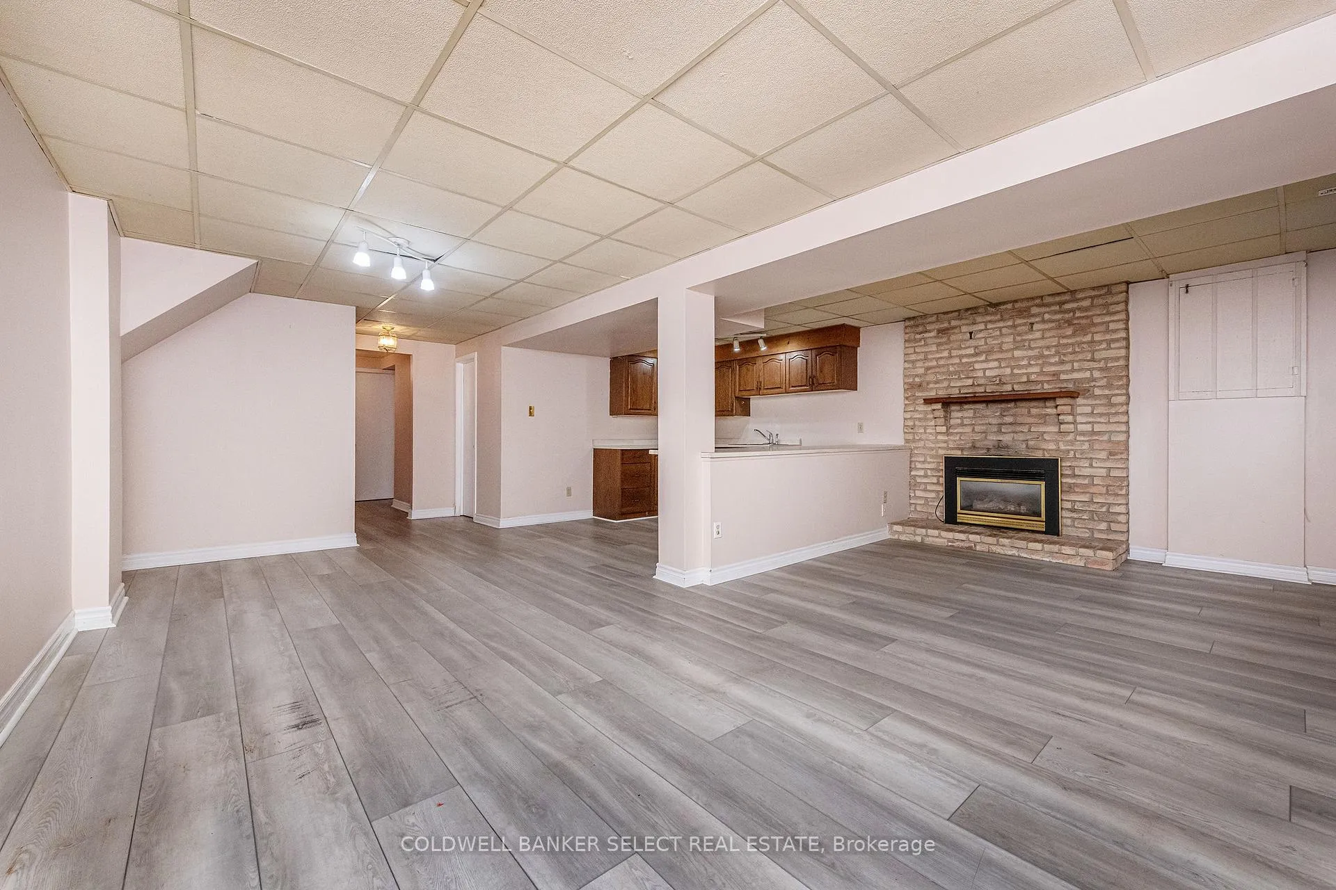 Photo 16 of 282 Whitehead Crescent, Caledon, Bolton North — HOMEH