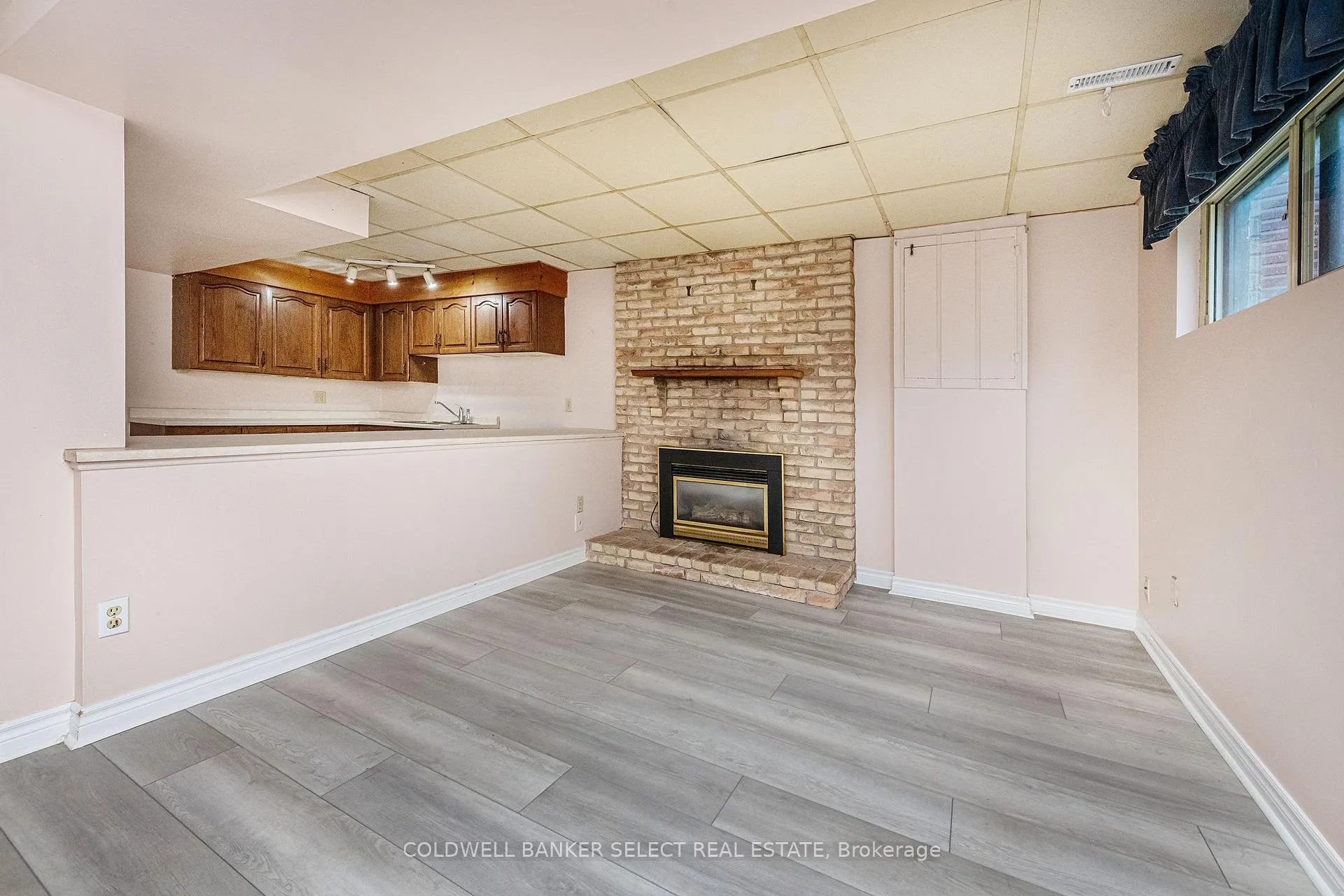 Photo 17 of 282 Whitehead Crescent, Caledon, Bolton North — HOMEH
