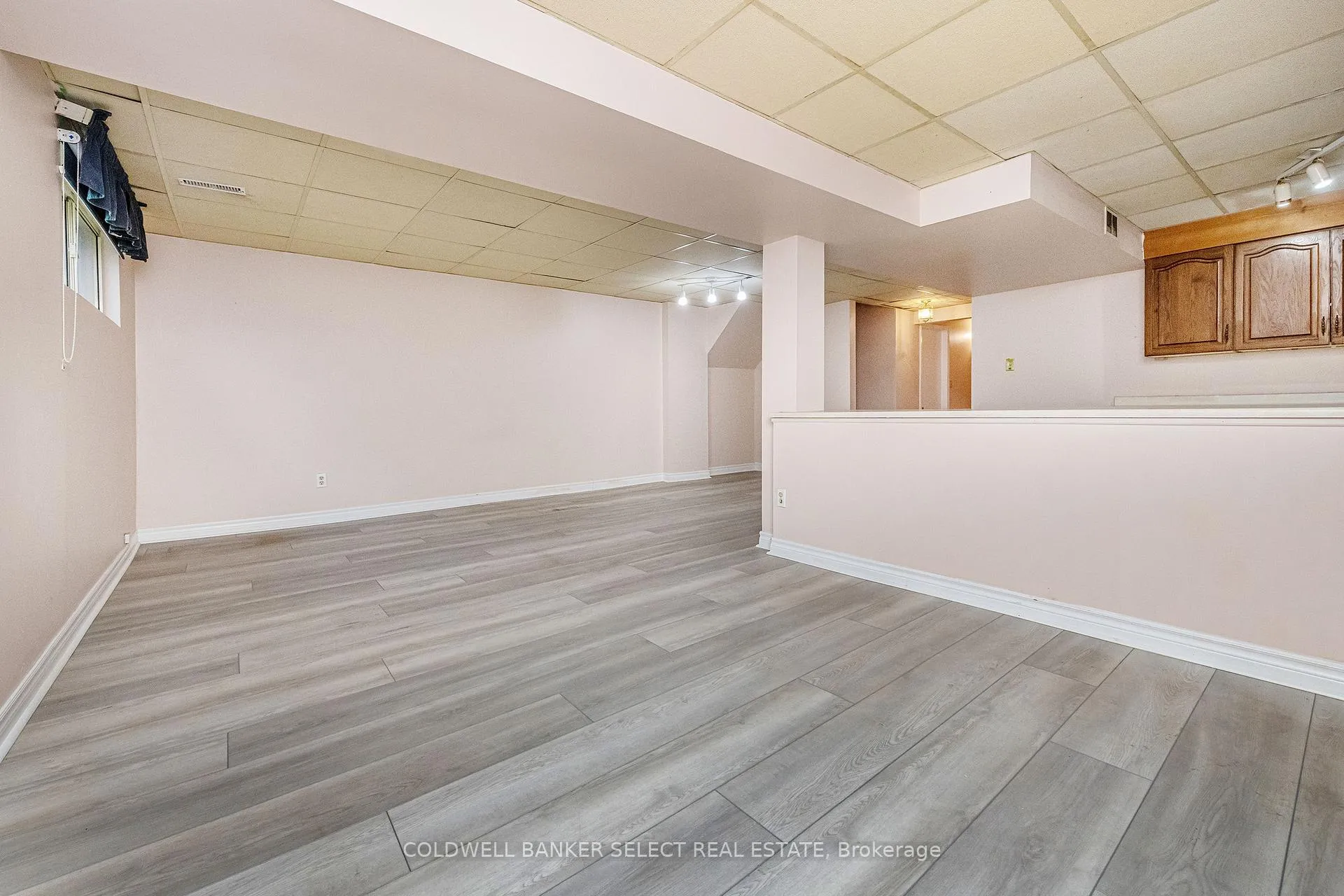 Photo 18 of 282 Whitehead Crescent, Caledon, Bolton North — HOMEH