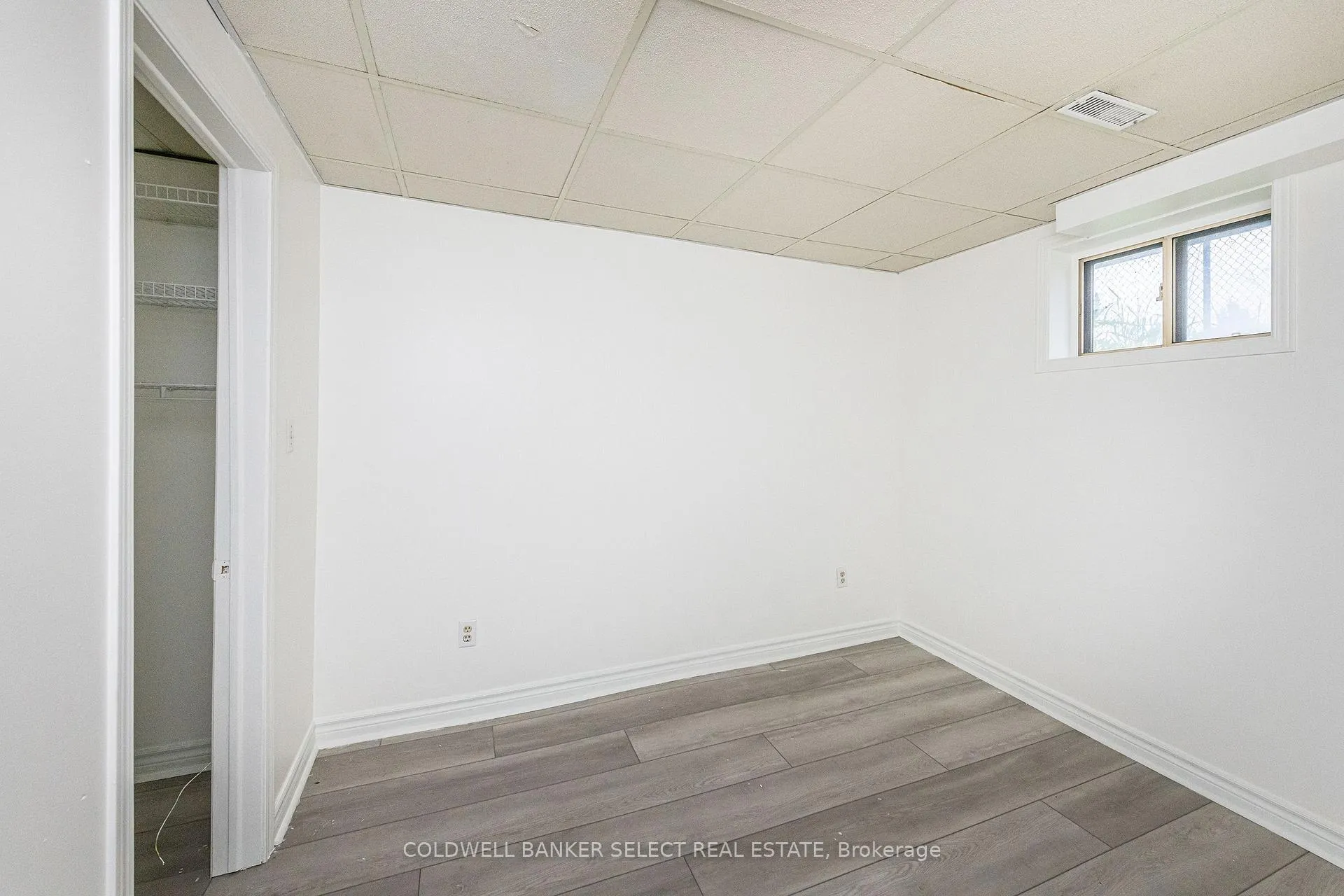 Photo 20 of 282 Whitehead Crescent, Caledon, Bolton North — HOMEH