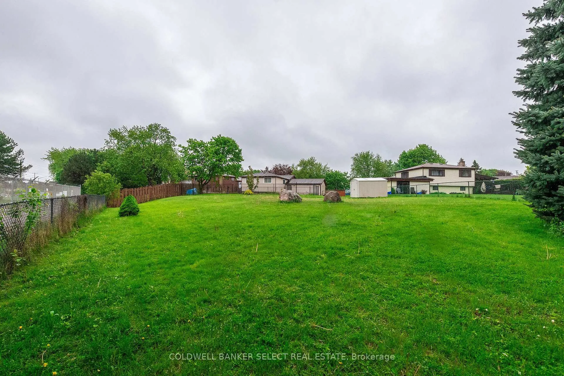 Photo 25 of 282 Whitehead Crescent, Caledon, Bolton North — HOMEH